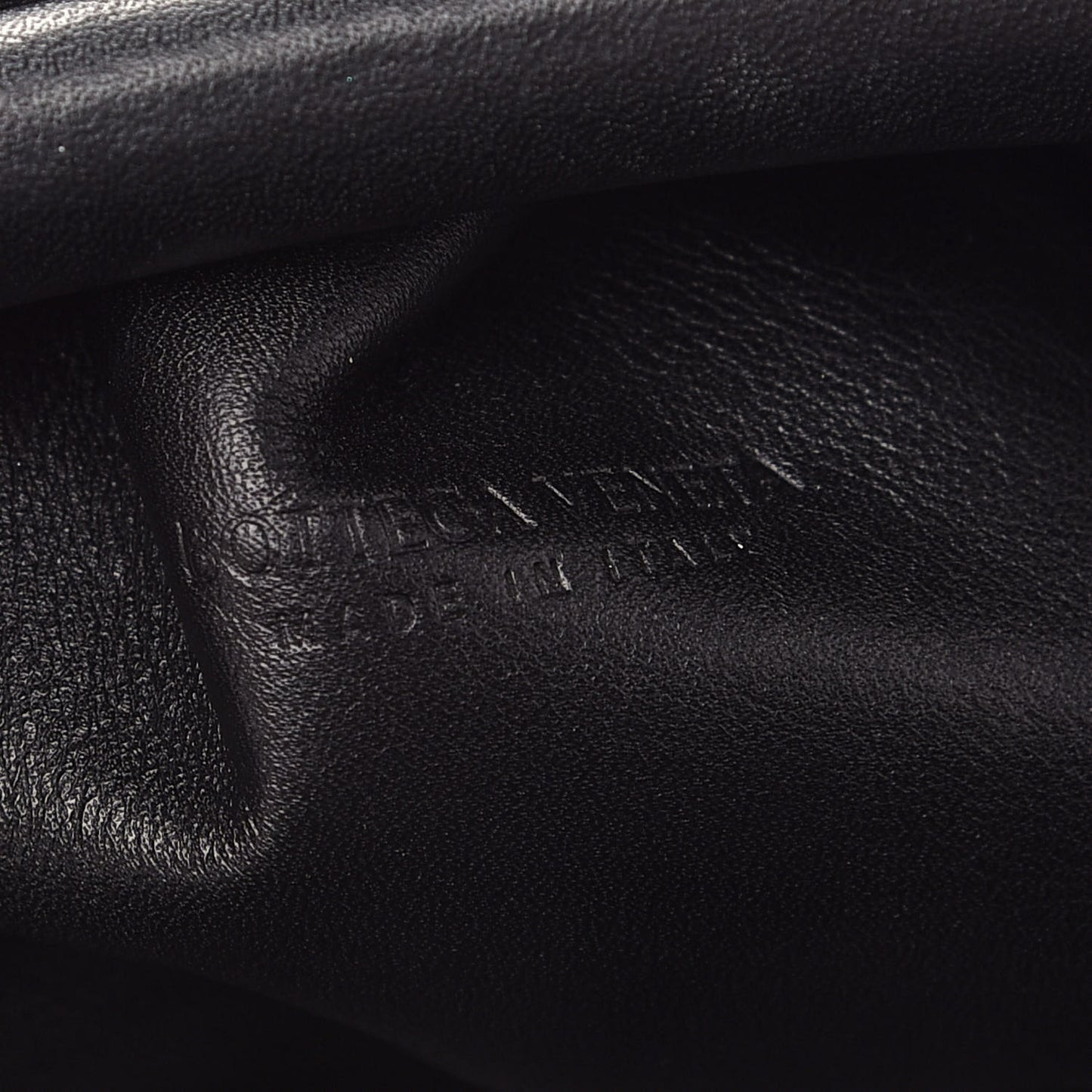 Butter Calfskin The Mini Pouch Black