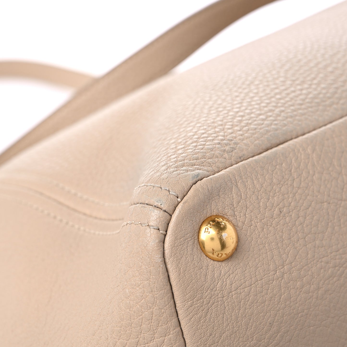 Vitello Daino Shoulder Bag Sabbia