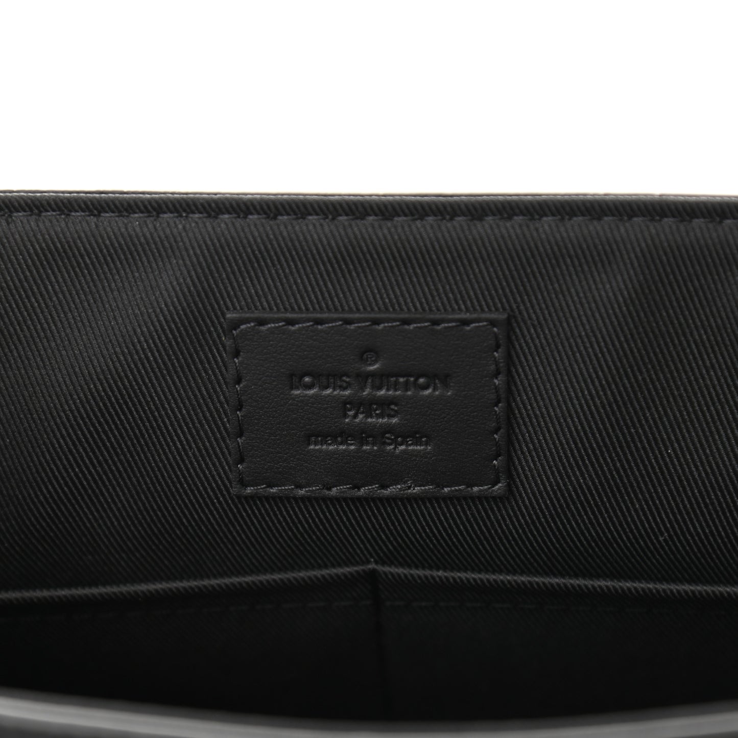 Calfskin Aerogram Messenger Black