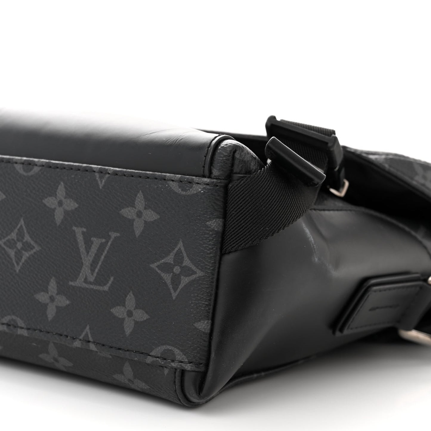Monogram Eclipse Voyager Messenger PM