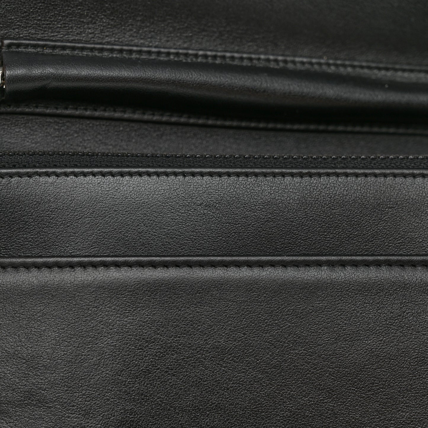 Caviar Quilted Boy Wallet On Chain WOC Black