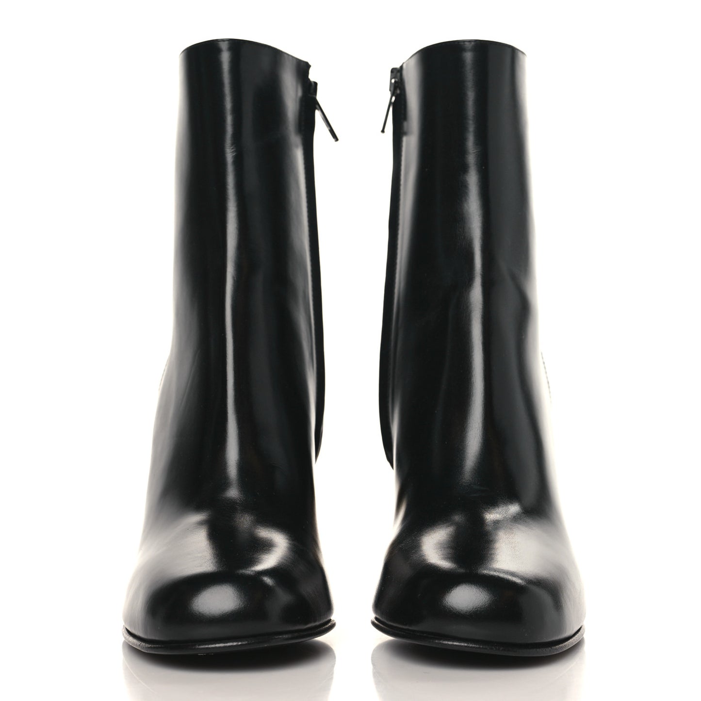 Heritage Calfskin VLogo 90mm Ankle Booties 38 Black