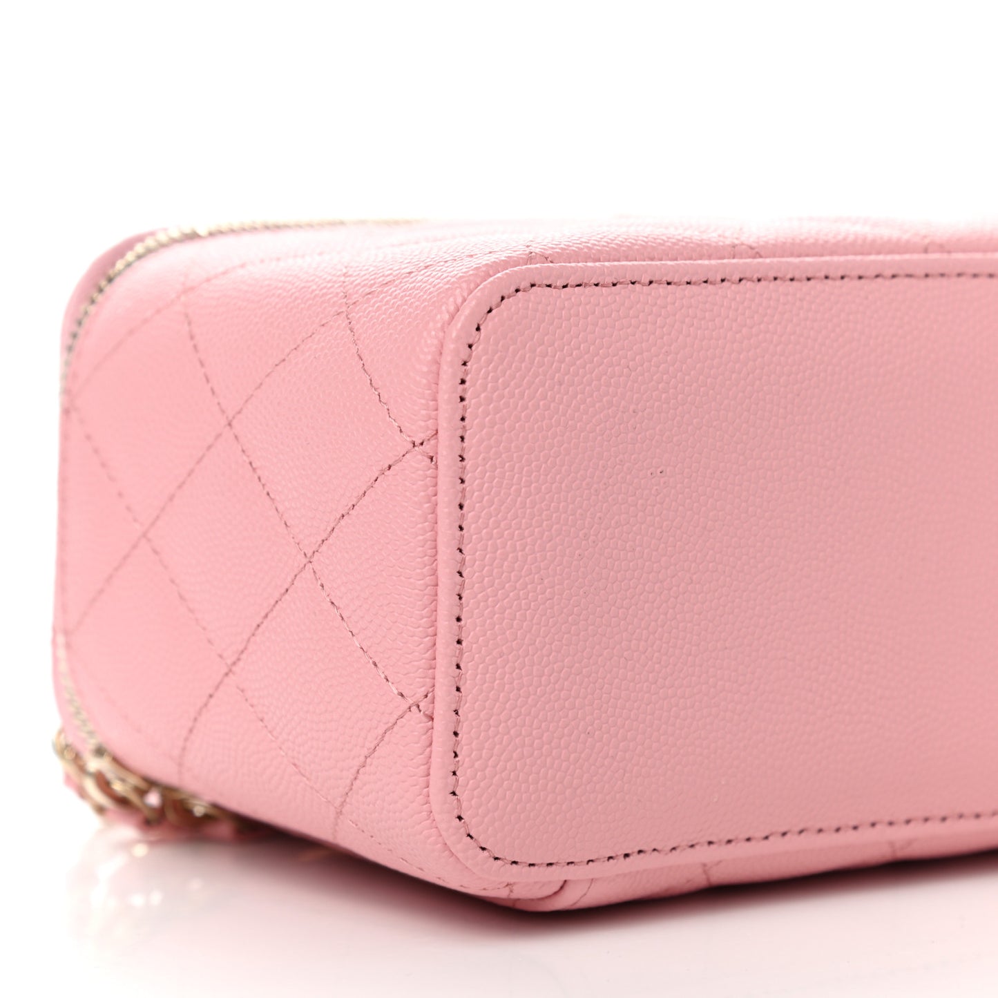 Caviar Quilted Small Vanity Case With Chain Pink