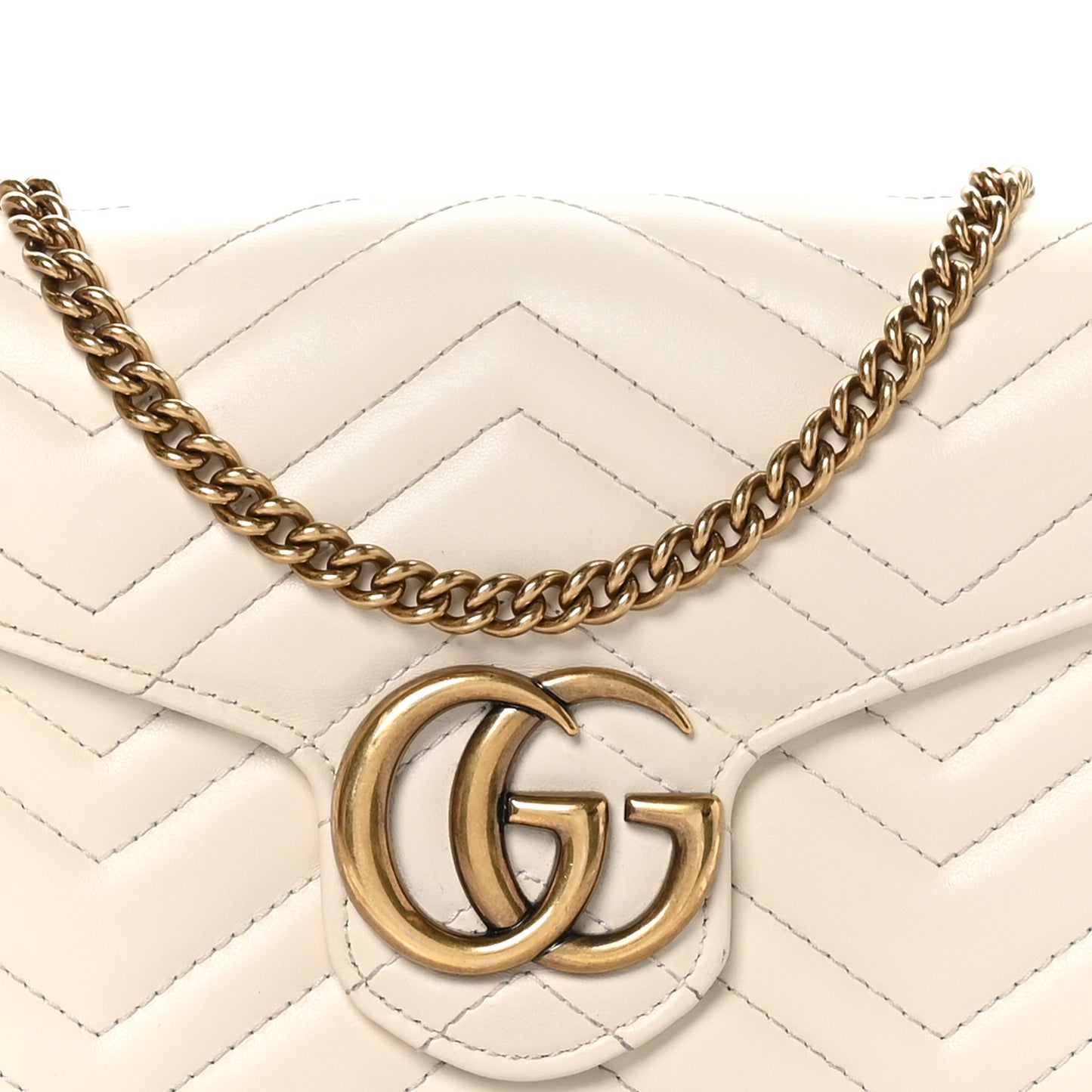Calfskin Matelasse GG Marmont Chain Wallet Mystic White