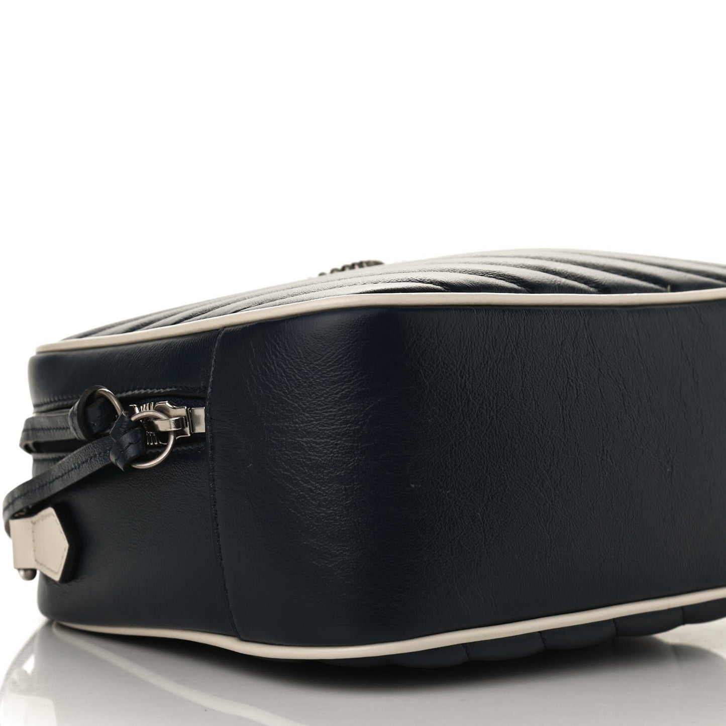 Vintage Effect Calfskin Matelasse Diagonal Small Torchon GG Marmont Bamboo Top Handle Shoulder Bag Blue Agata Mystic White
