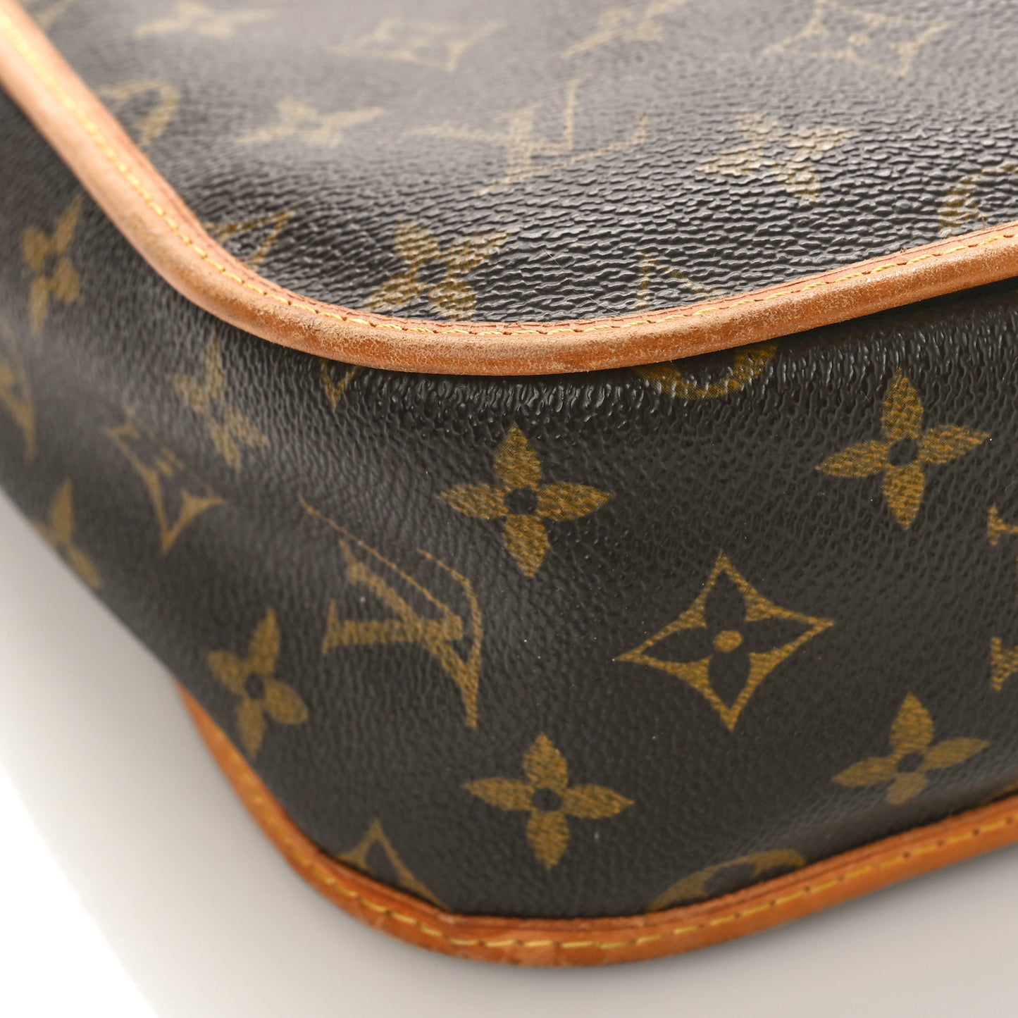 Monogram Bosphore PM Messenger