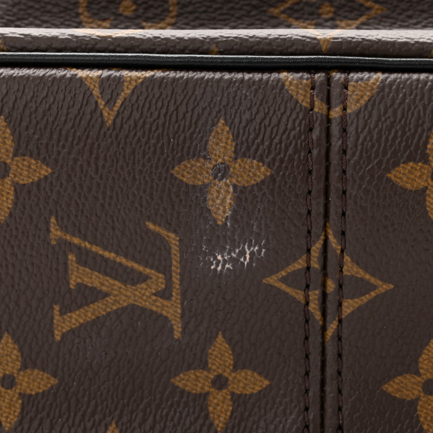 Monogram Passy