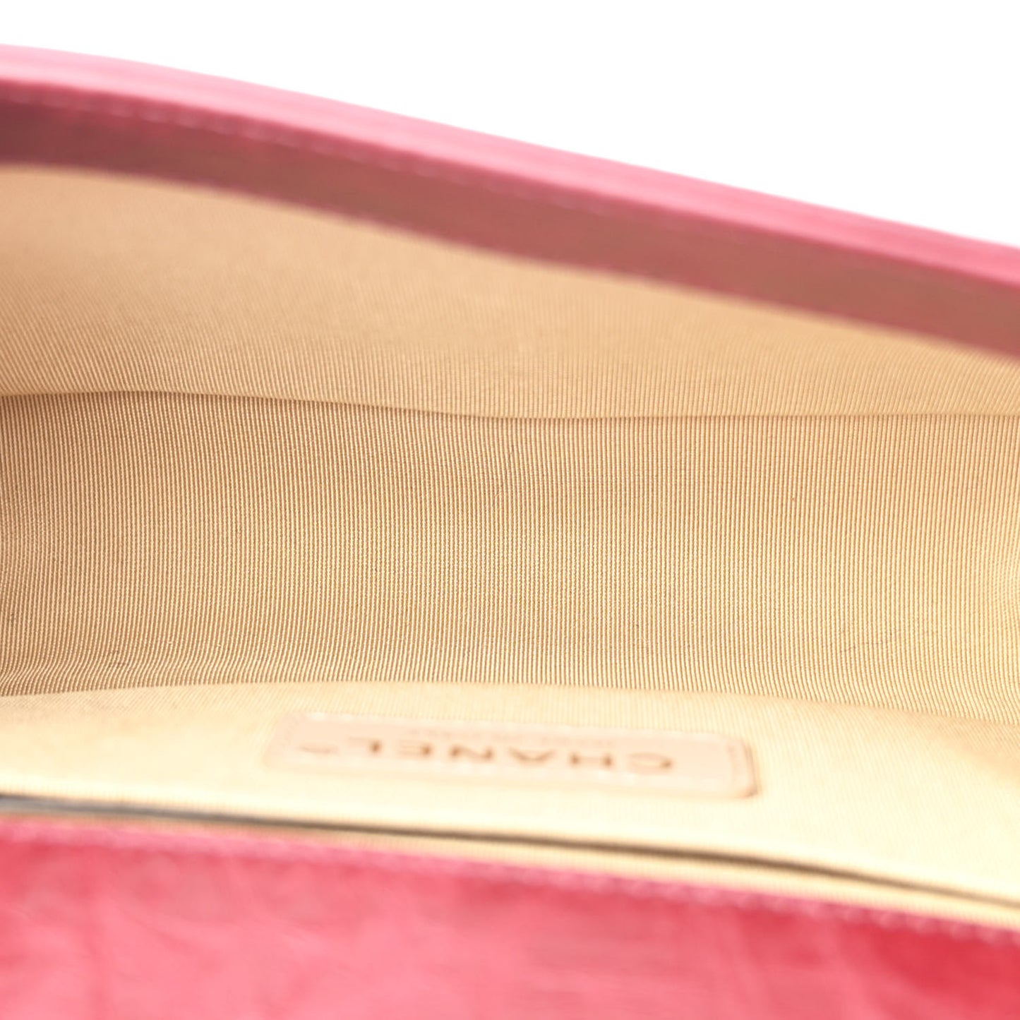 Crumpled Calfskin Chevron Small Chain Boy Flap Burgundy