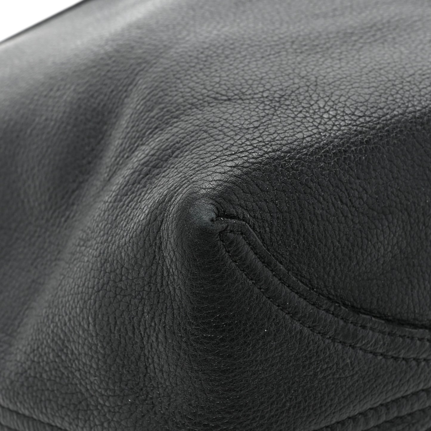 Grained Calfskin Medium Yris Shopper Tote Black