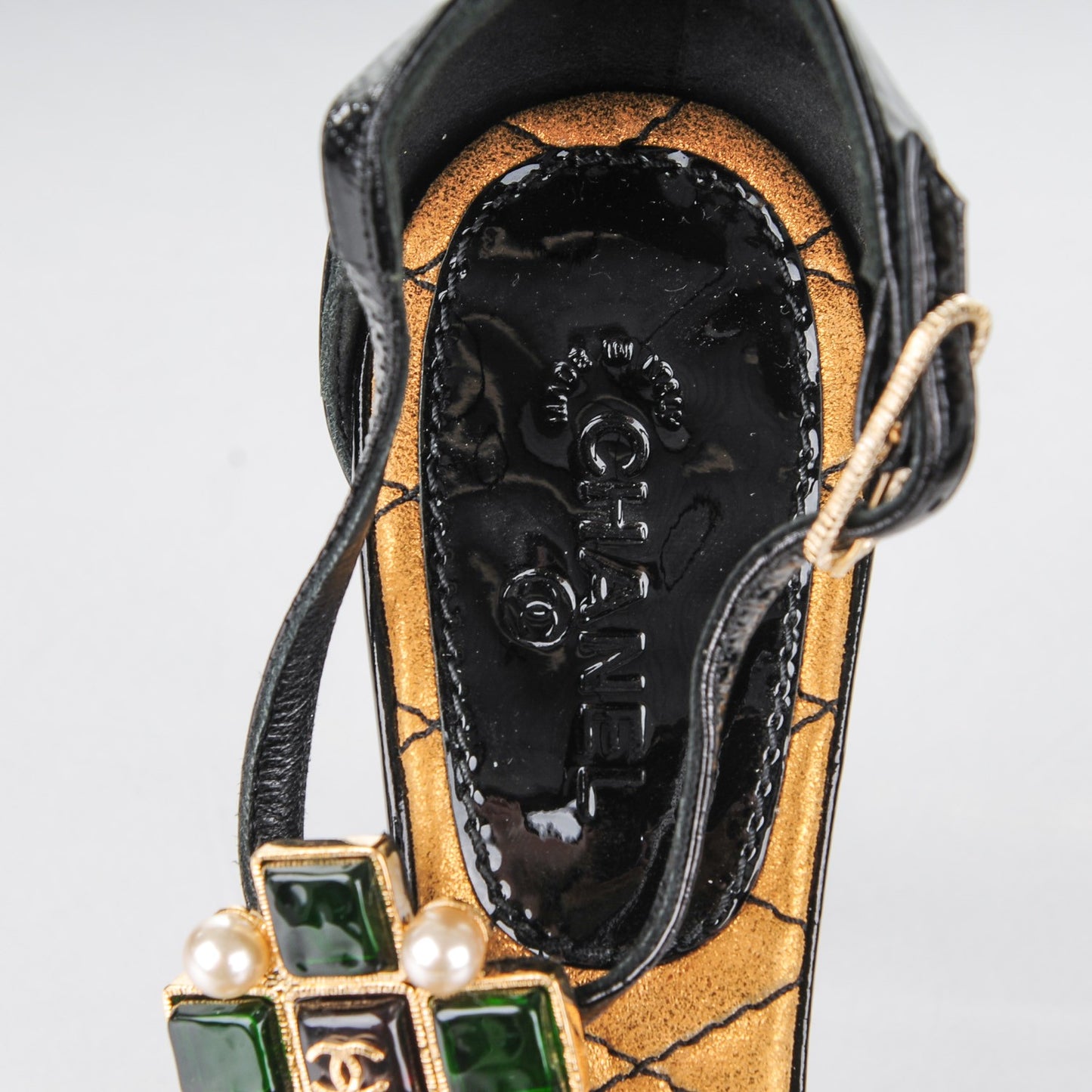 Patent Gripoix Pearl Sandals 36 Black