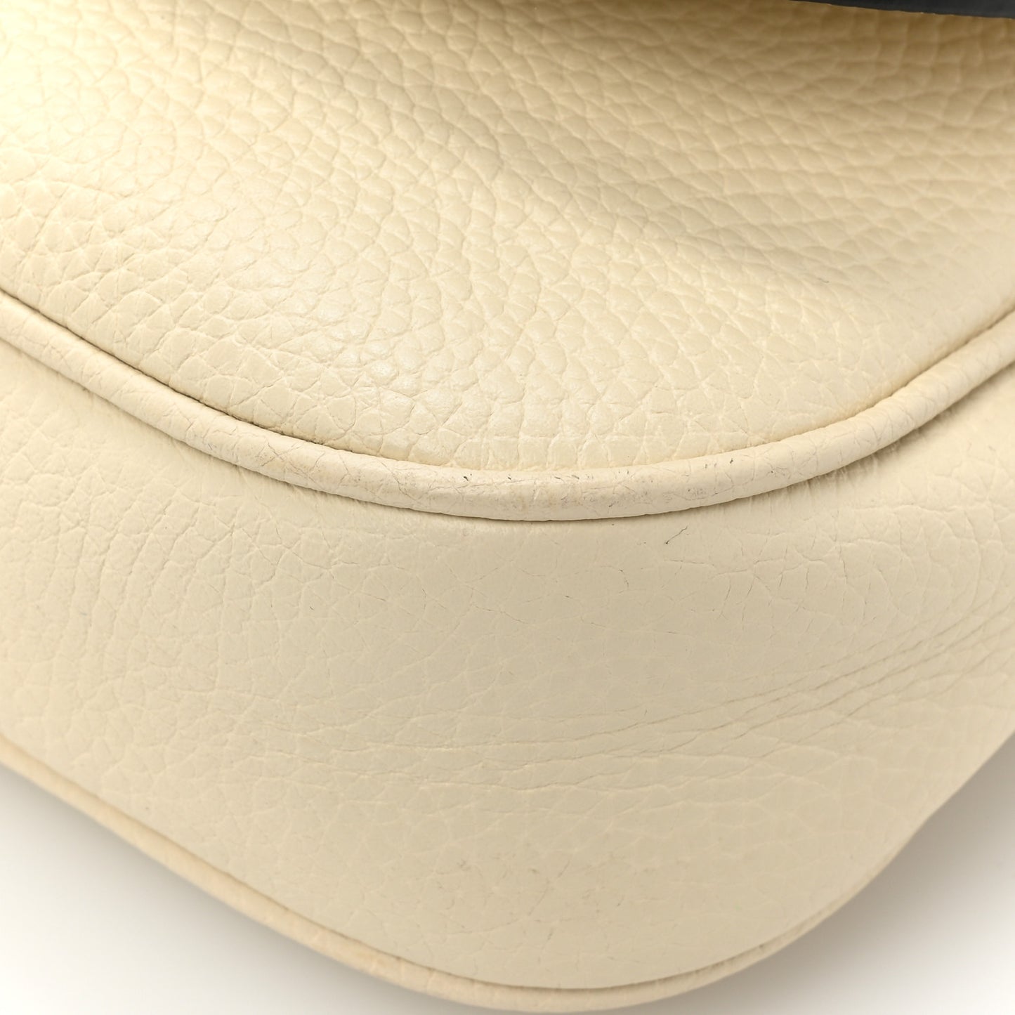 Cellarius Calfskin Medium Soho Flap Crossbody Ivoire