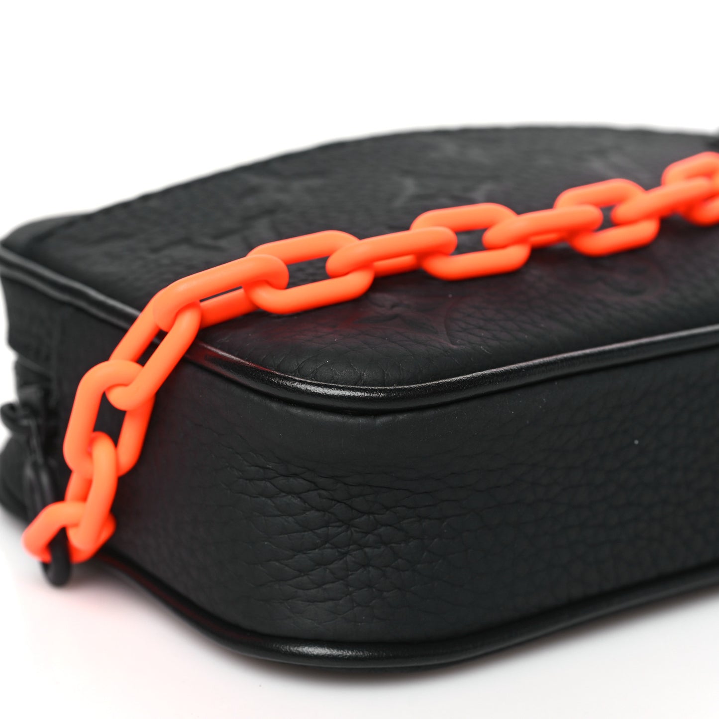 Taurillon Monogram Uniformes Solar Ray Soft Pochette Volga Belt Bag Black