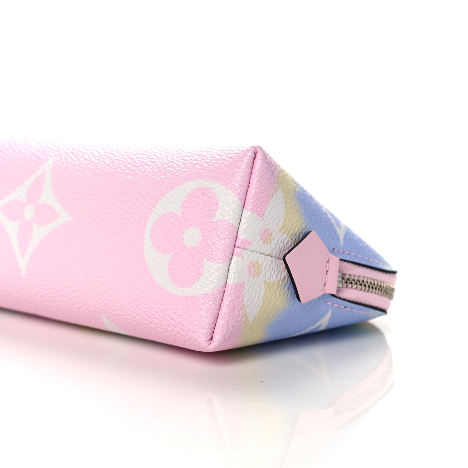 Louis Vuitton Monogram Giant Escale Cosmetic Pouch Pastel 8 of 8