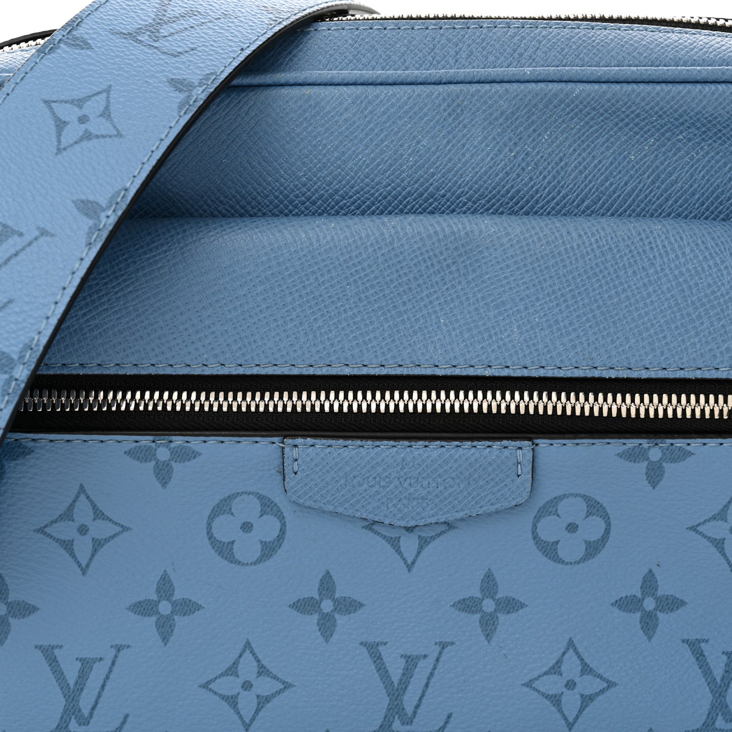 Taigarama Outdoor Messenger Denim