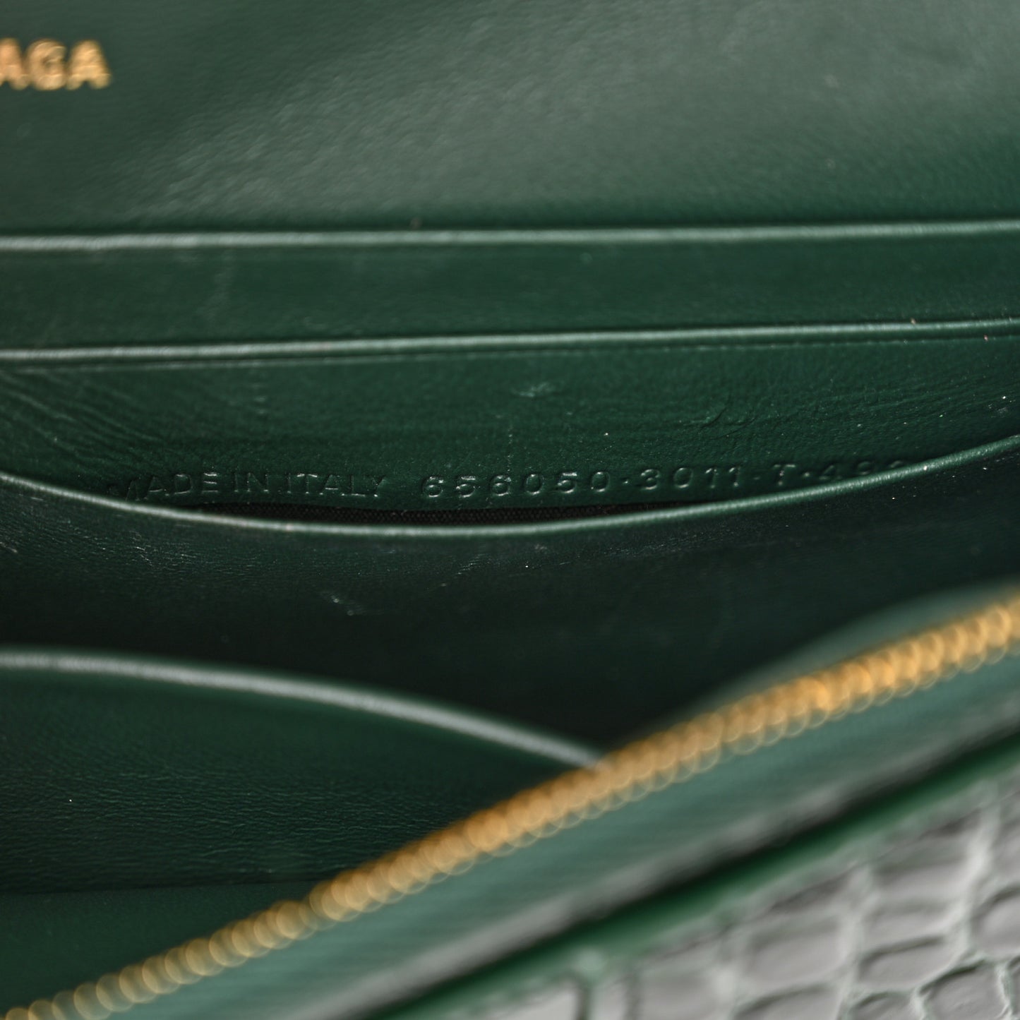 Shiny Calfskin Crocodile Embossed Hourglass Chain Bag Forest Green
