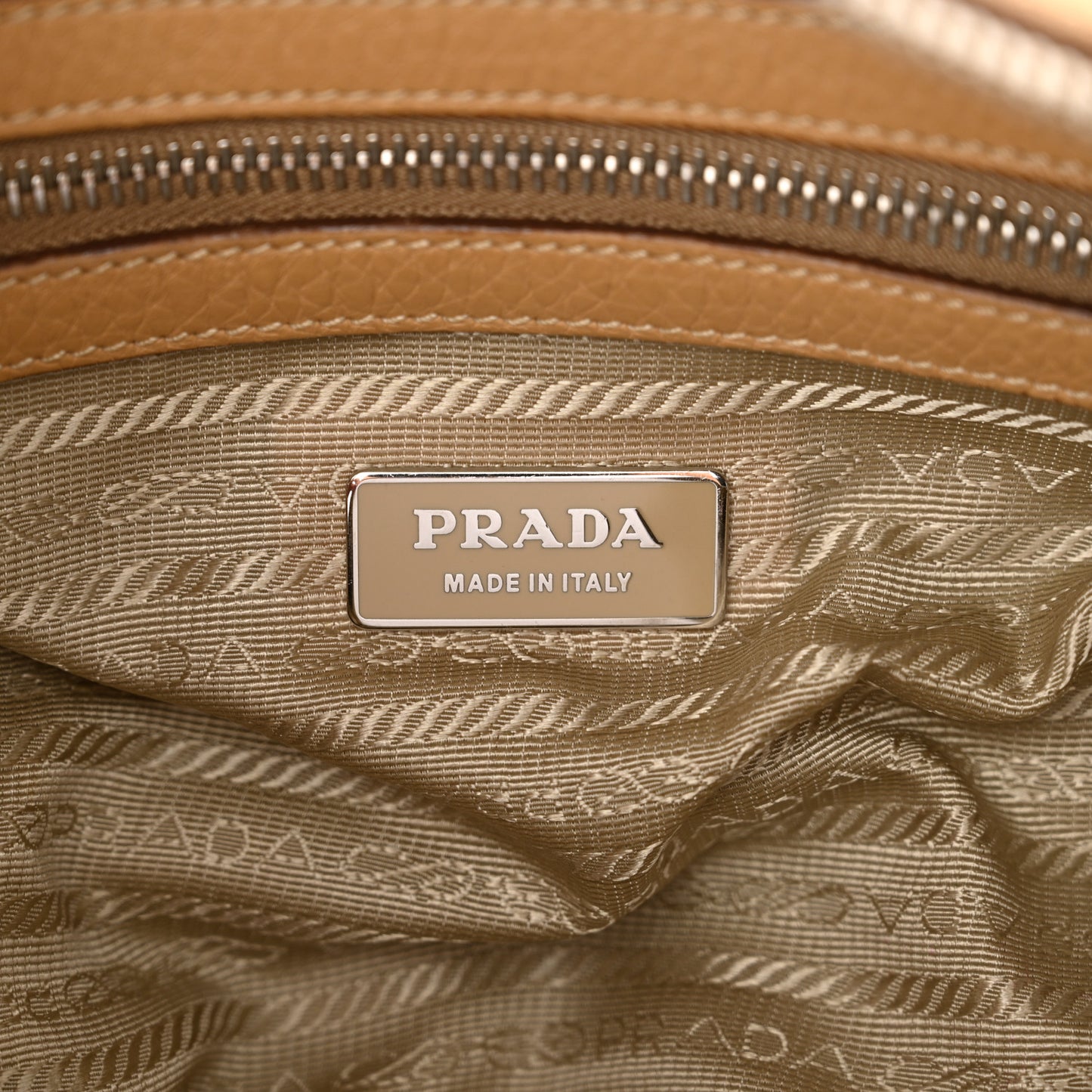 Vitello Daino Print Logo Bowler Beige