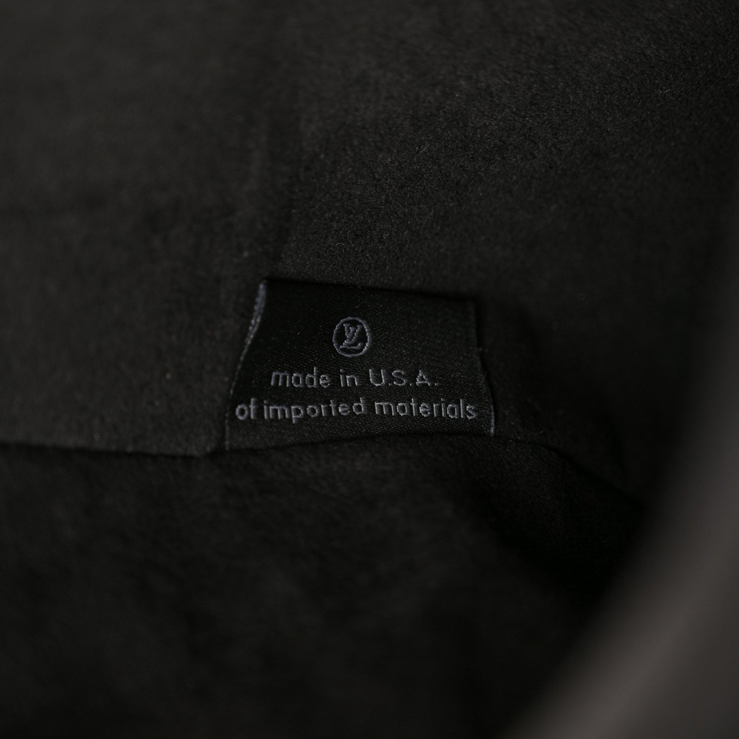 Reverse Monogram Pochette Metis