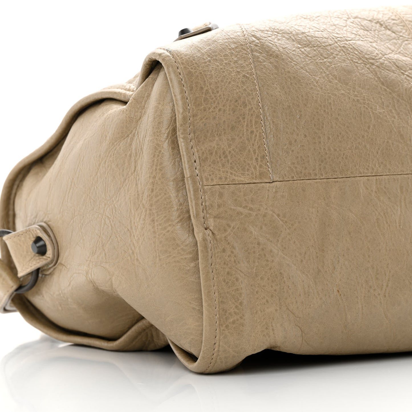Agneau Classic Hardware Maxi Twiggy Latte Beige