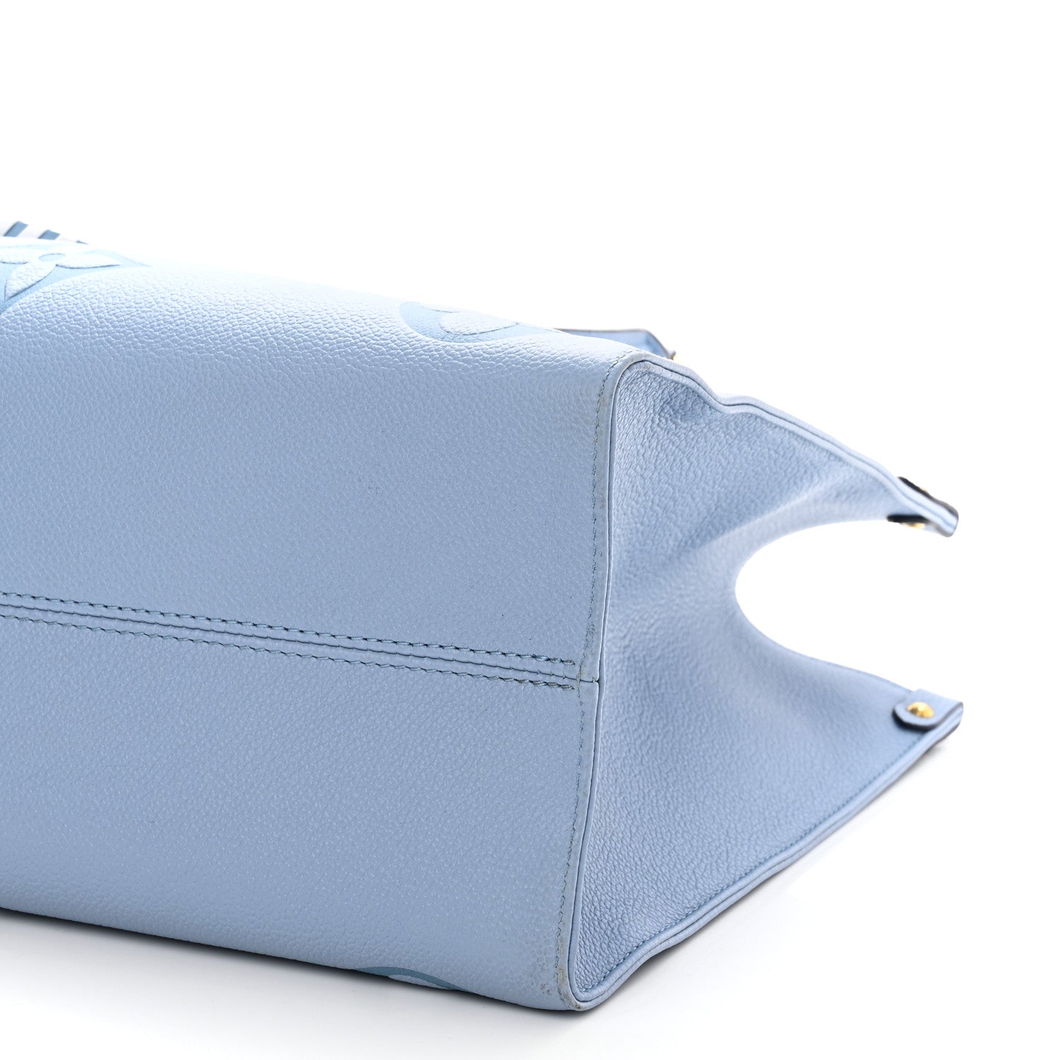 Louis Vuitton Empreinte Monogram Giant By The Pool Onthego MM Summer Blue 9 of 11