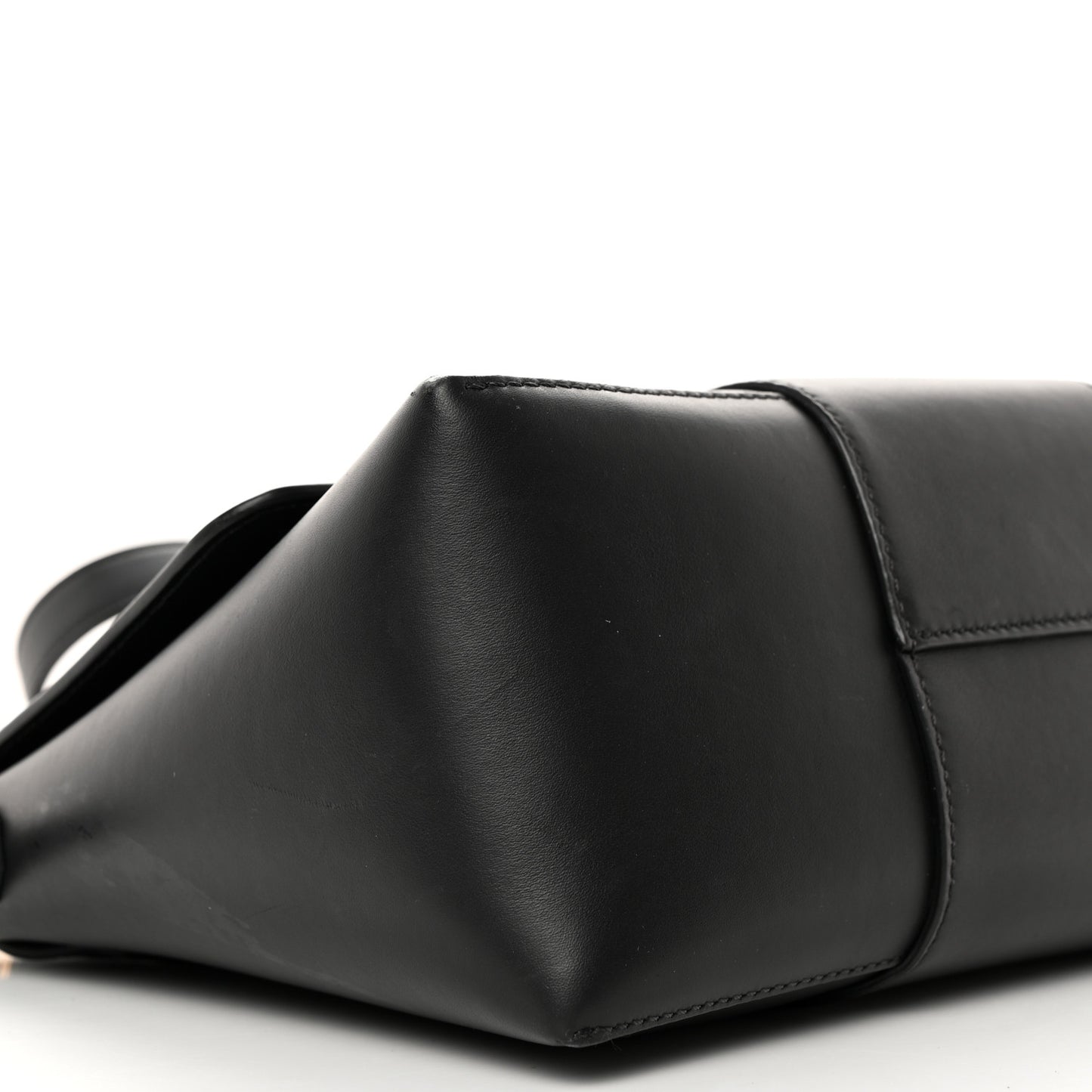 Vitello Barocco Virtus Shoulder Bag Black