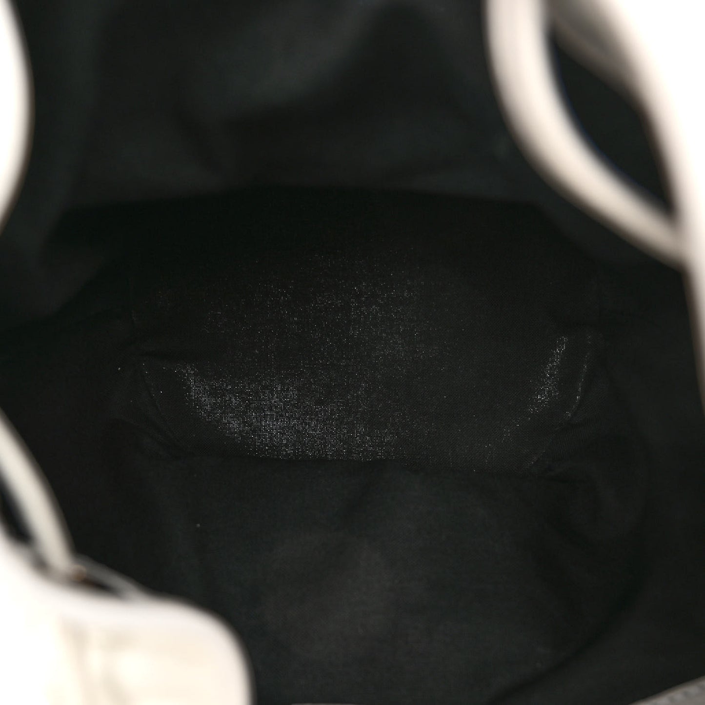 Agneau Arena Le Cagole Bucket Bag XS Optic White