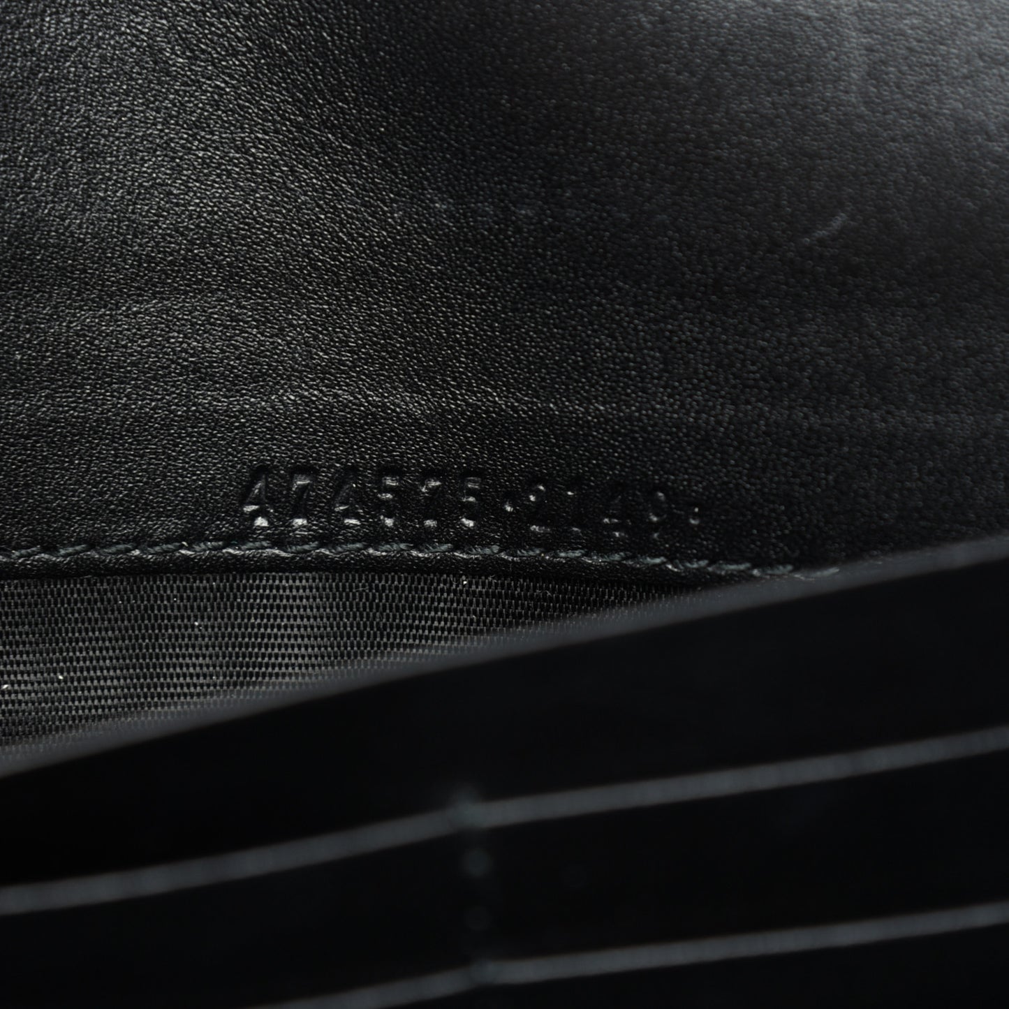 Calfskin Matelasse GG Marmont Chain Wallet Black