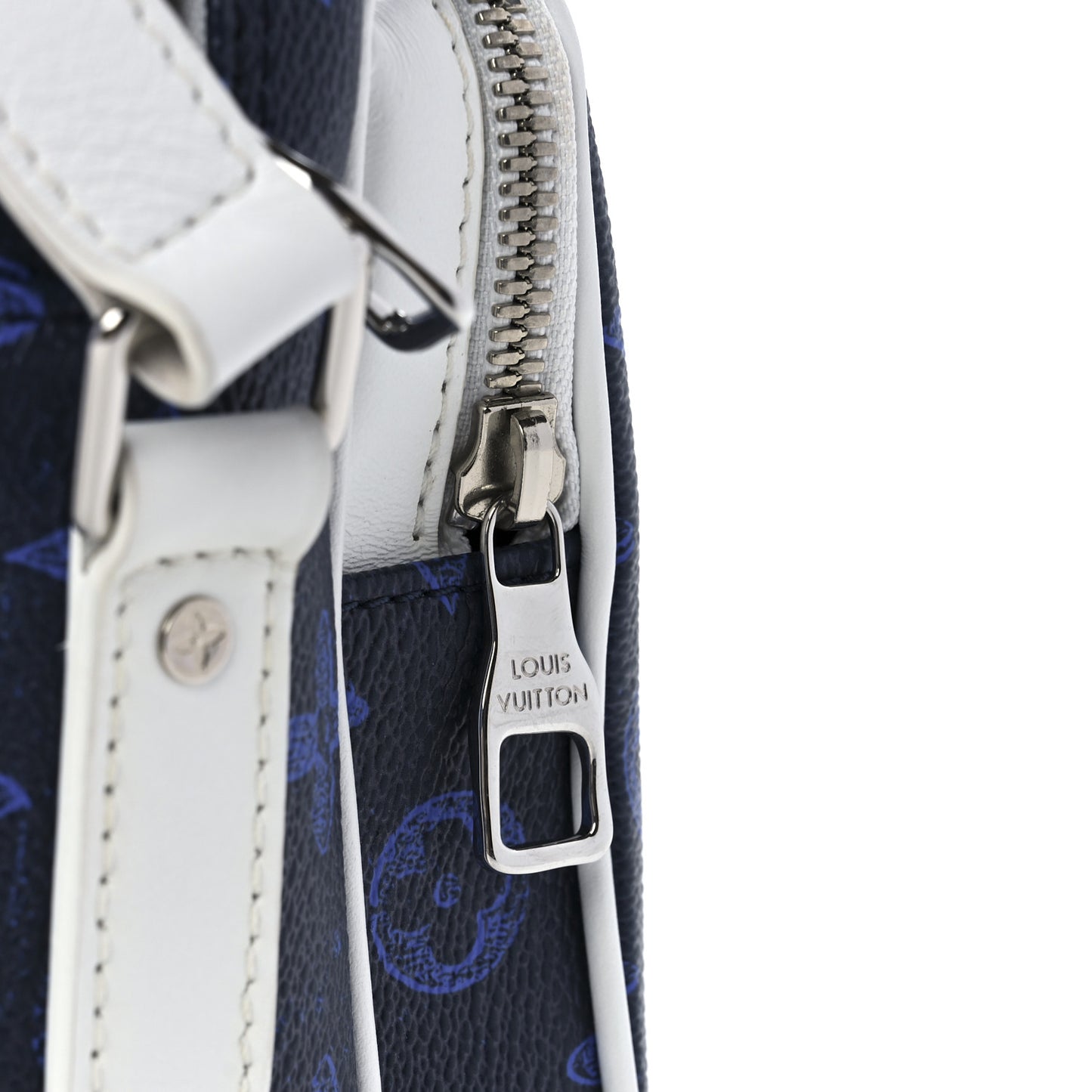 Monogram Everyday LV Discovery Messenger Blue