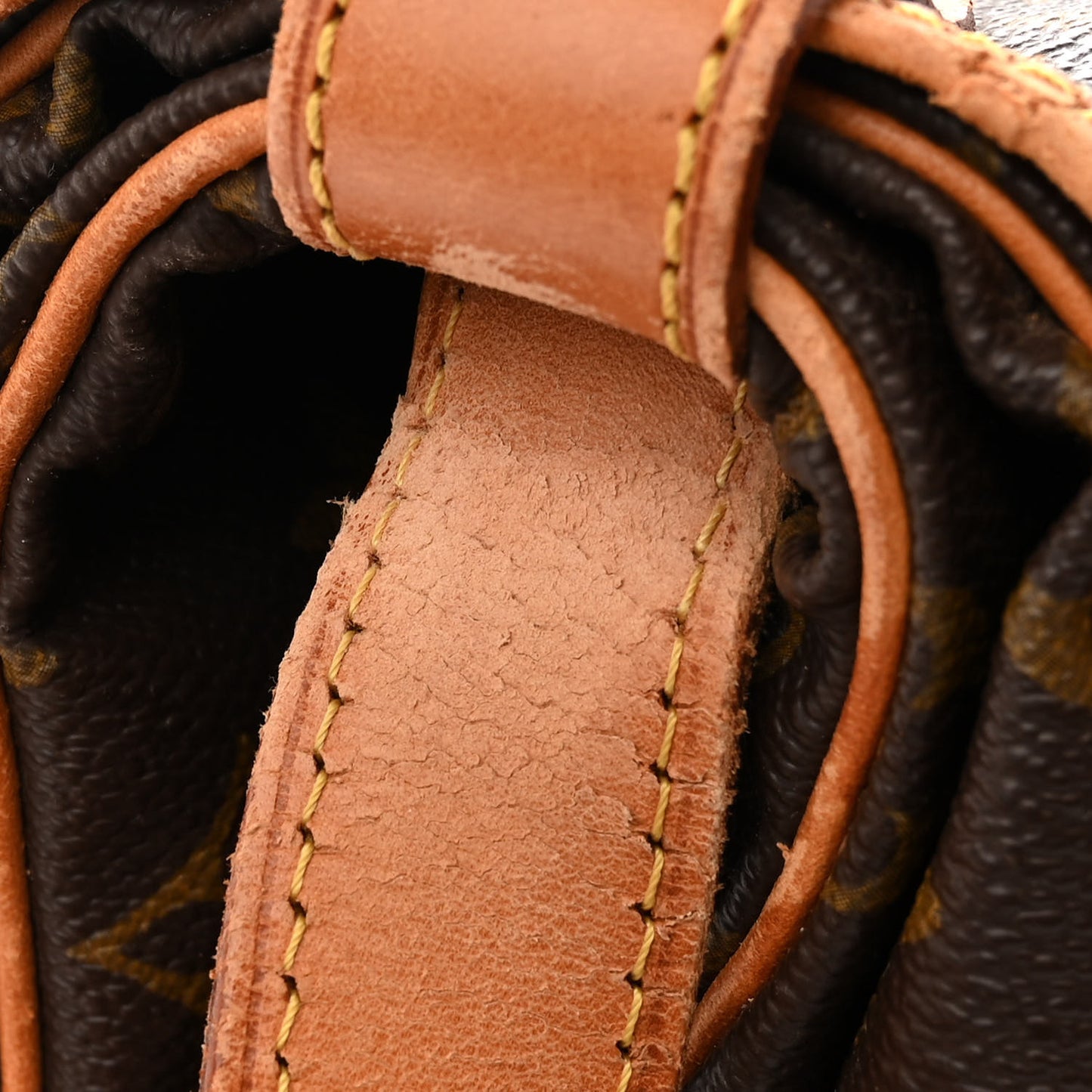 Monogram Saumur 35