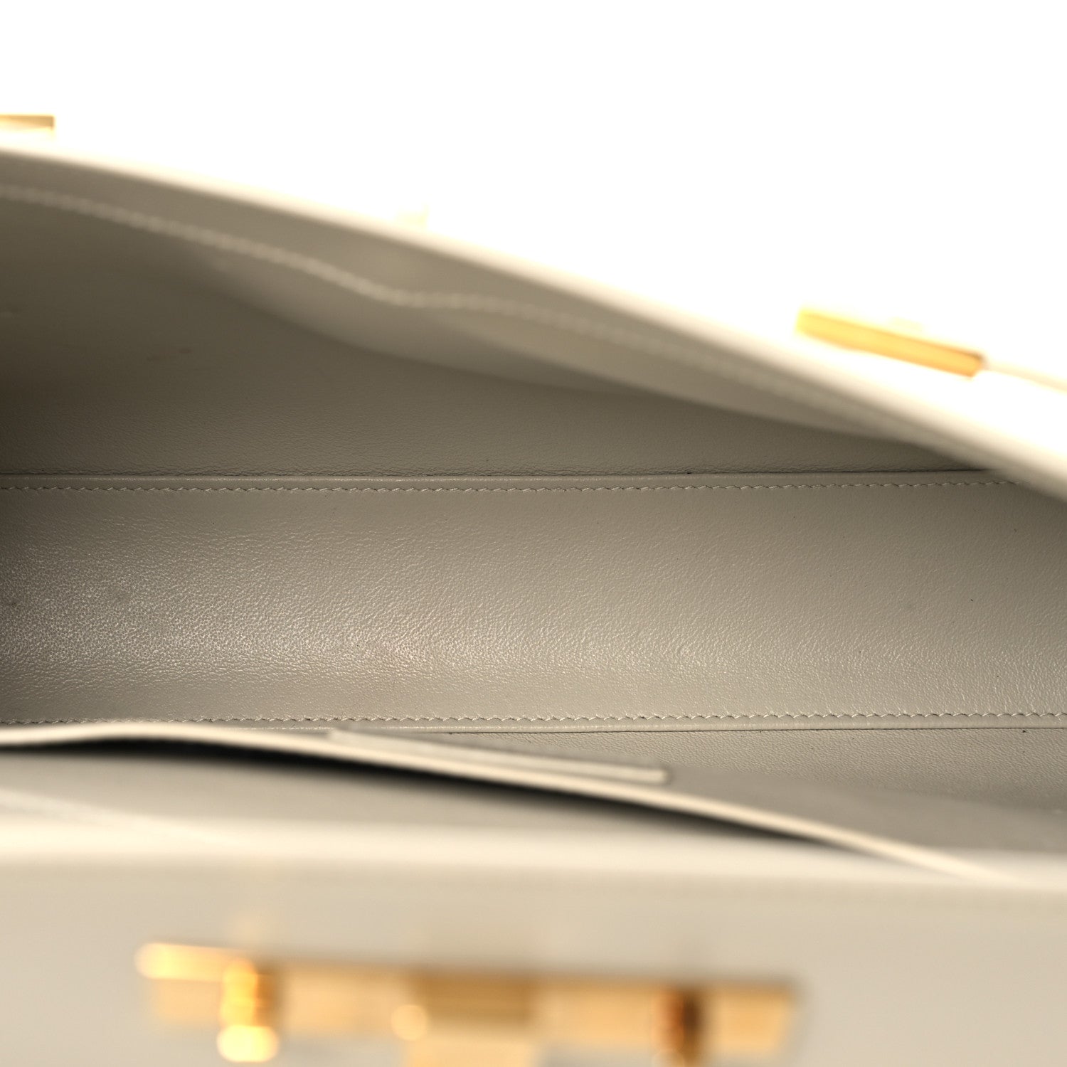 Saint Laurent Smooth Calfskin Manhattan Shoulder Bag Crema Soft 5 of 15