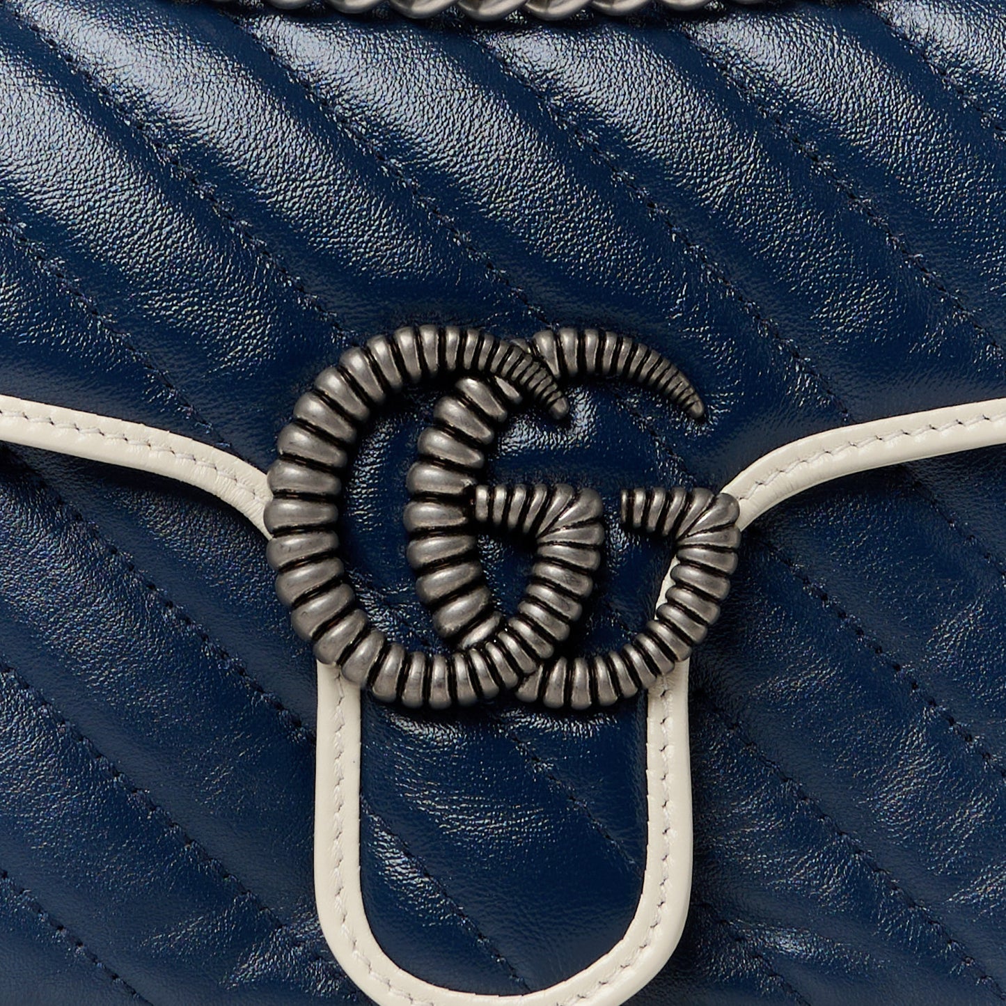 Vintage Effect Calfskin Matelasse Diagonal Small Torchon GG Marmont Shoulder Bag Blue Agata Mystic White