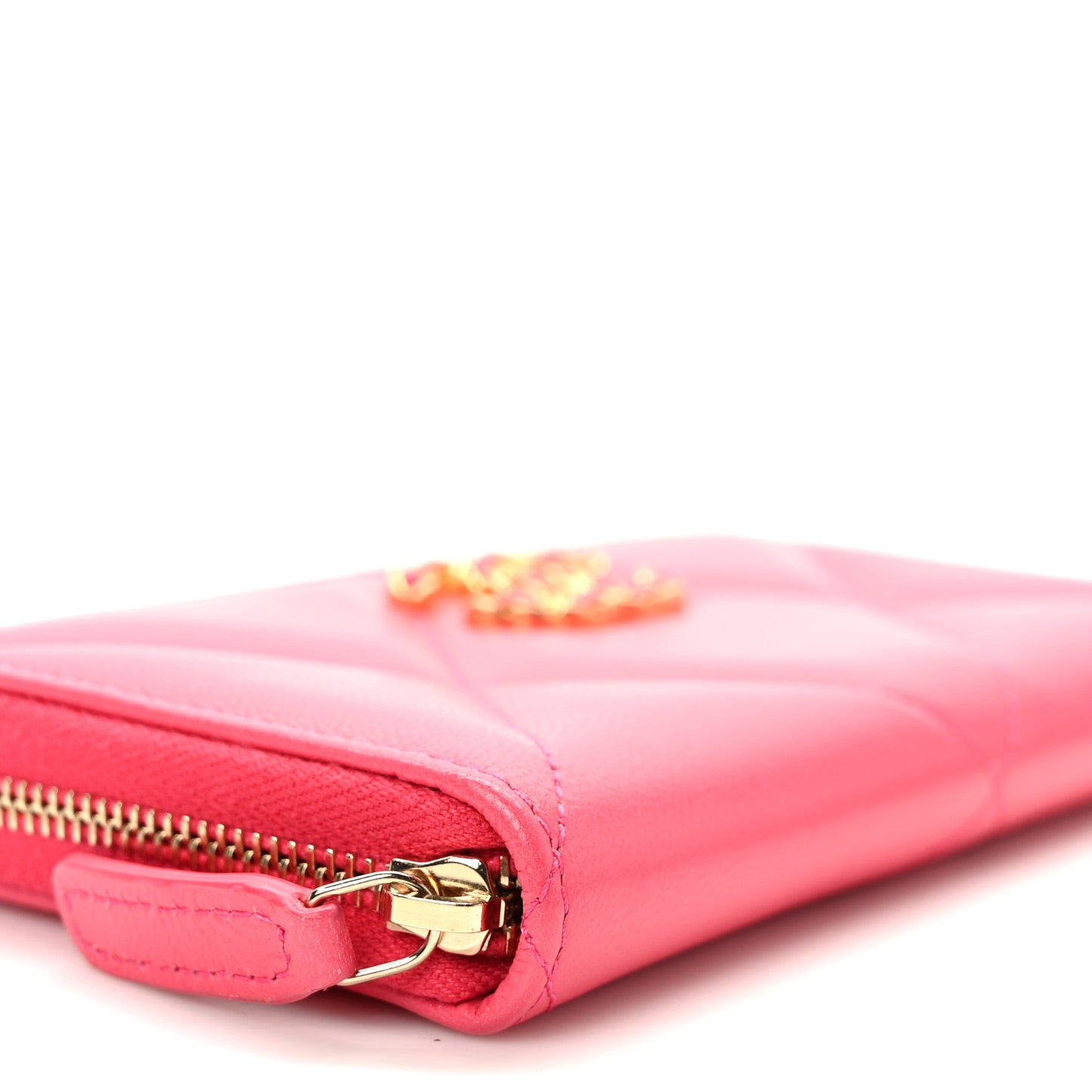 Goatskin Quilted Medium Chanel 19 Zipped Wallet Dark Pink