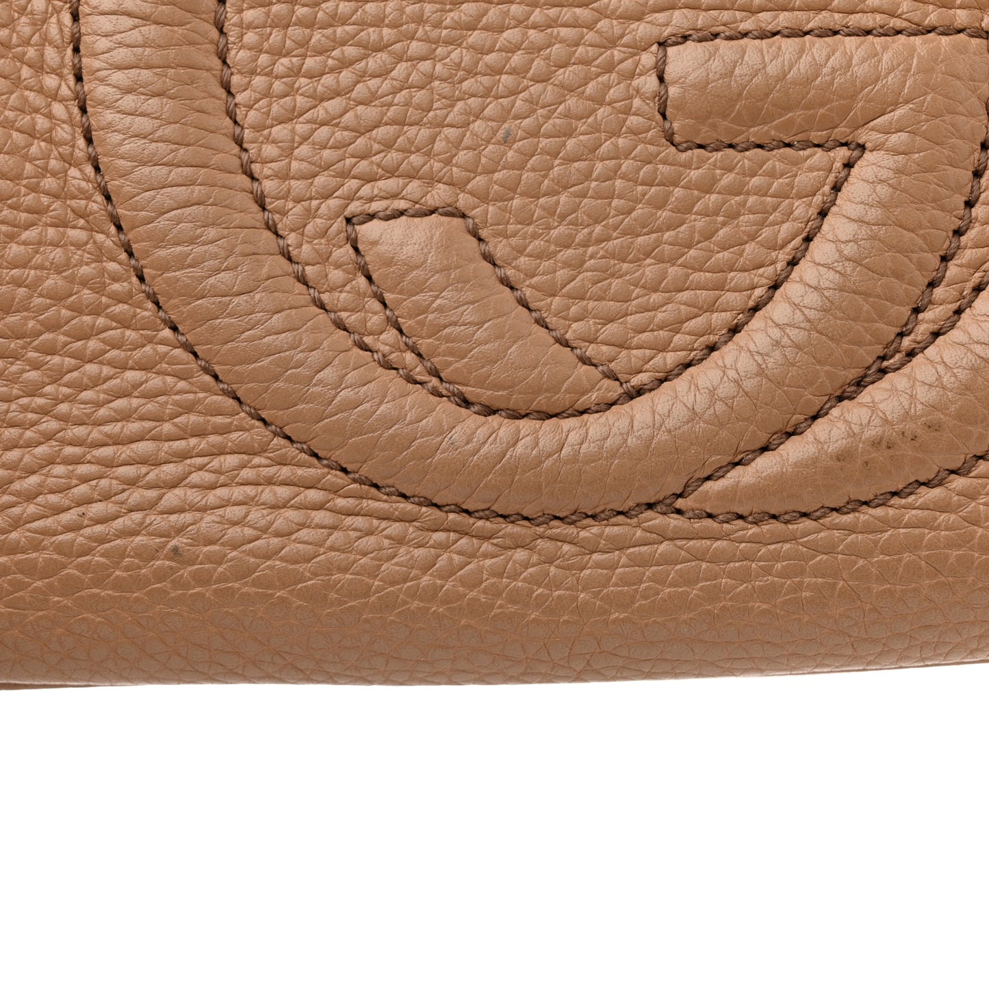 Pebbled Calfskin Small Soho Disco Bag Camelia