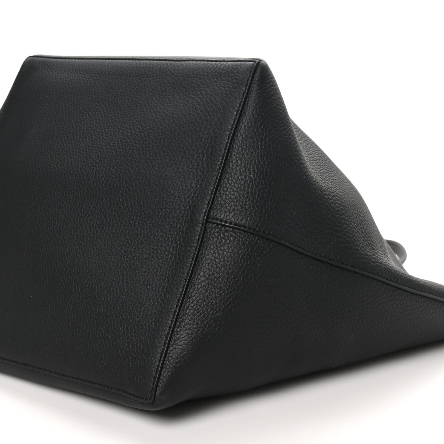 Grained Calfskin Park Tote Three Black