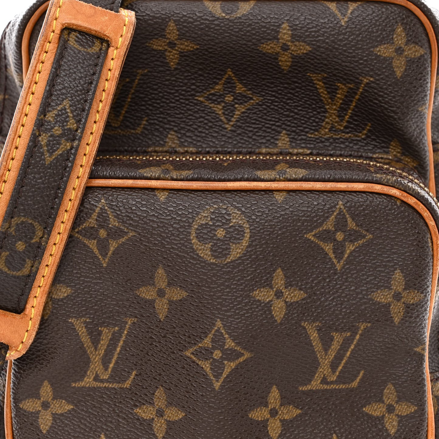 Monogram Amazone