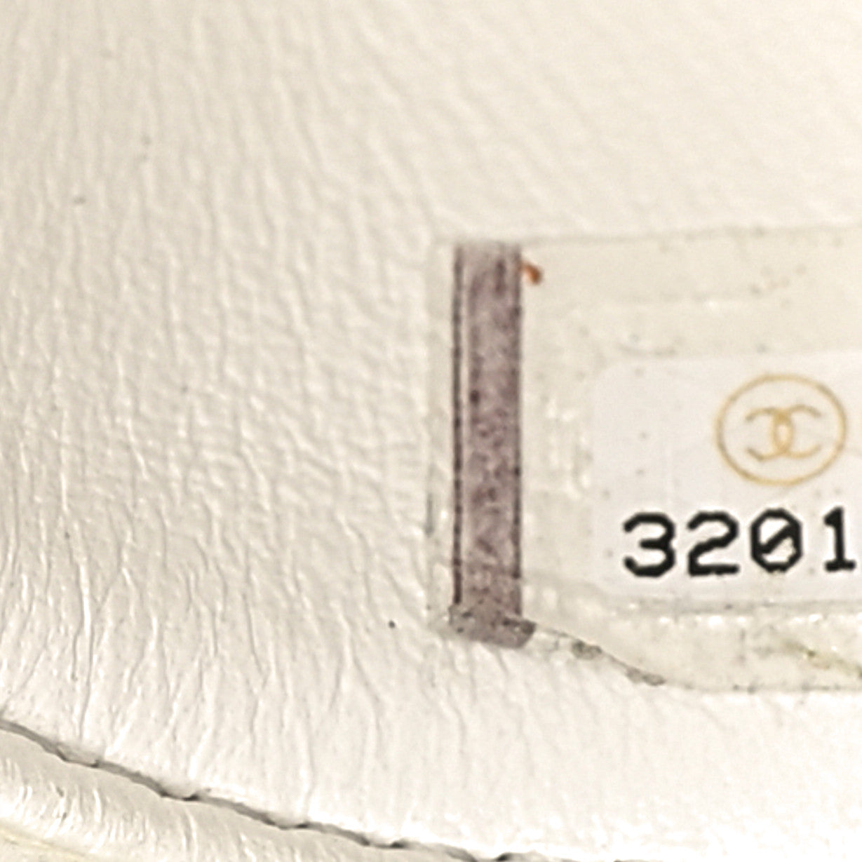 Caviar Quilted Small Vanity Case With Chain White