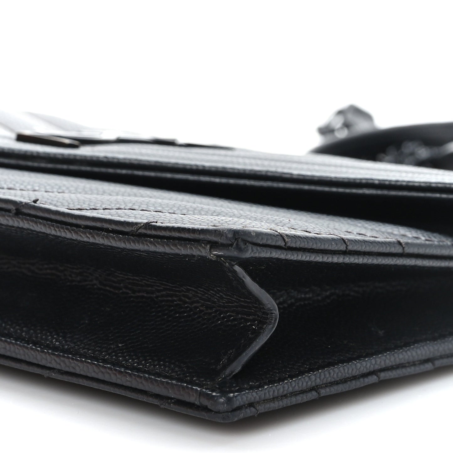 Grain De Poudre Matelasse Chevron Monogram Monochrome Envelope Chain Wallet Black