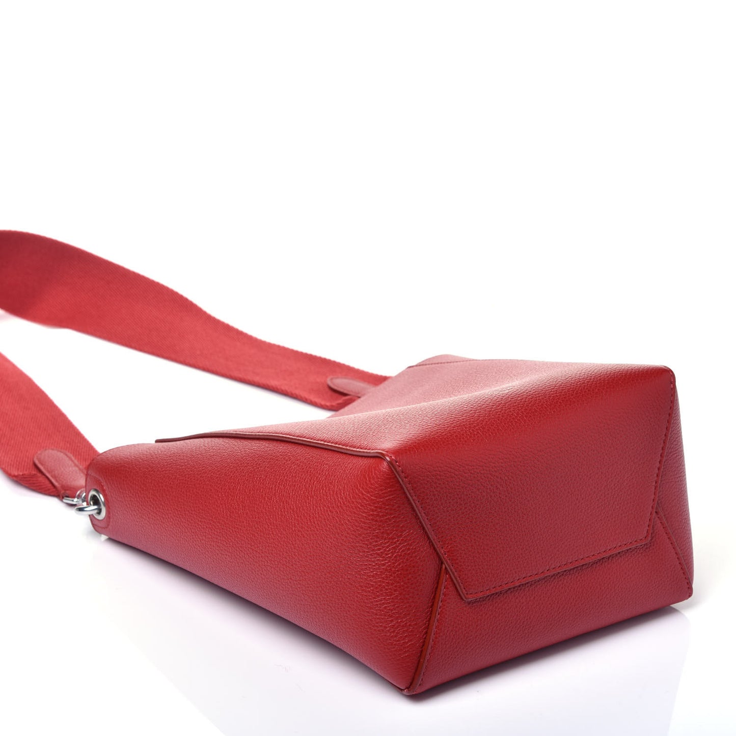Soft Grained Calfskin Small Sangle Bucket Bag Red