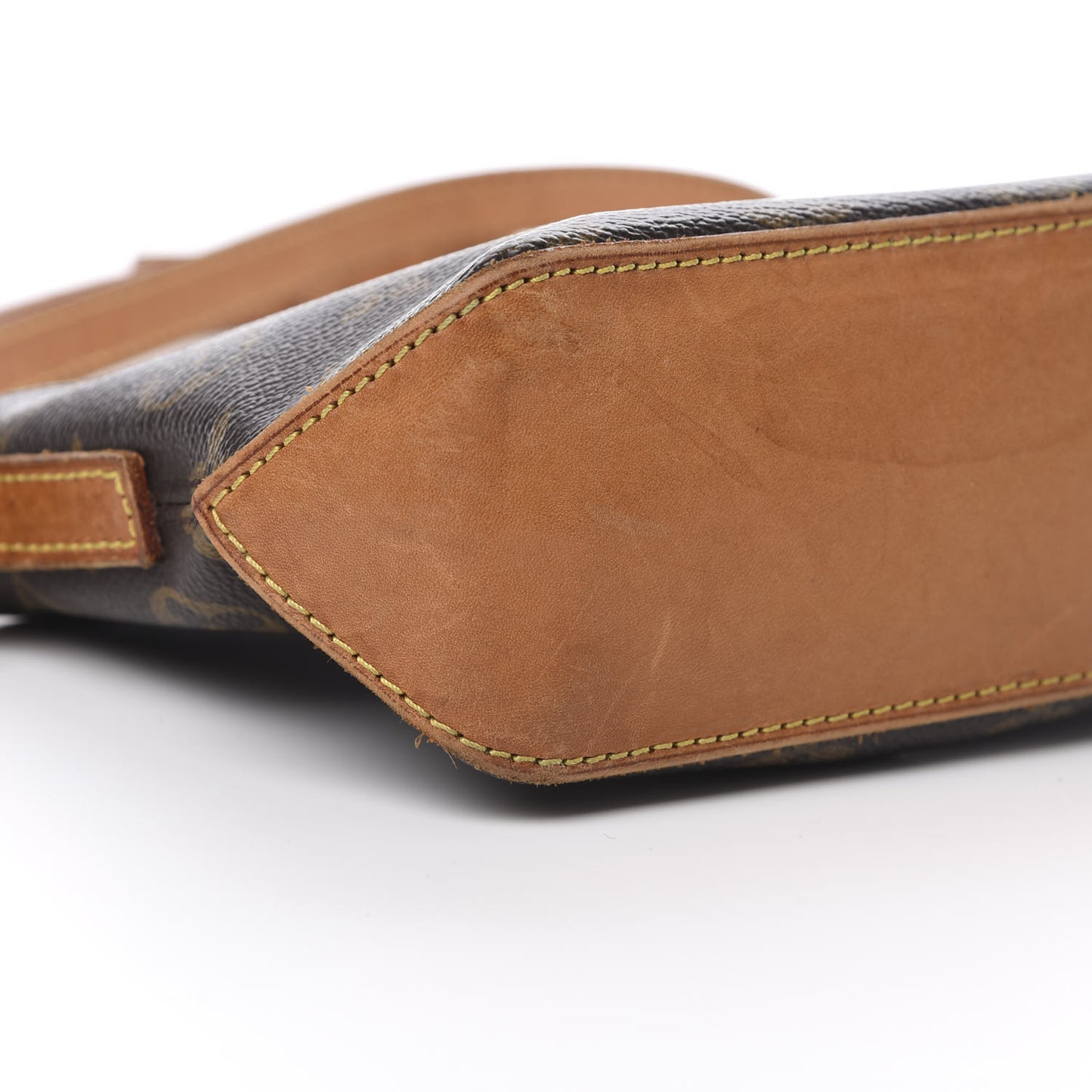 Monogram Trotteur