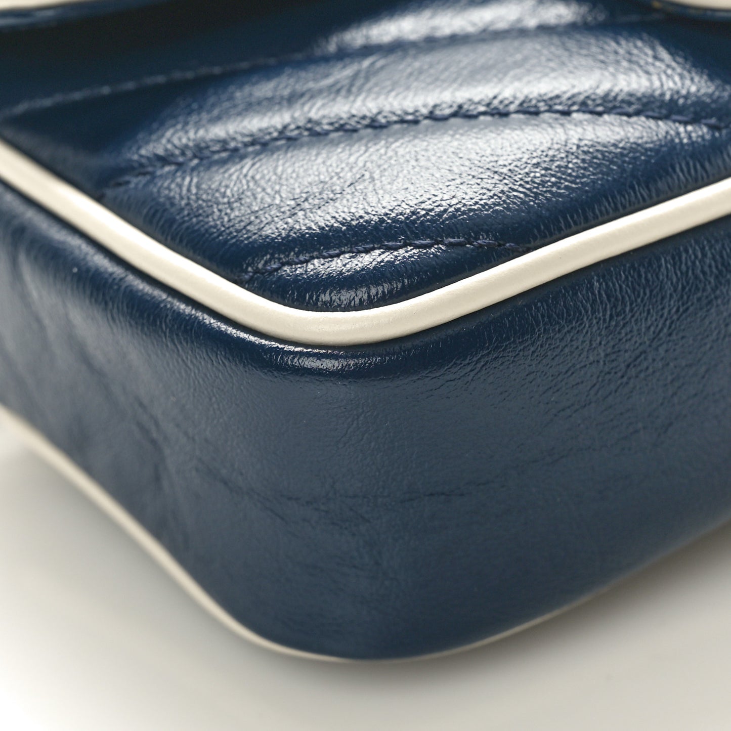 Vintage Effect Calfskin Matelasse Diagonal Super Mini Torchon GG Marmont Shoulder Bag Blue Agata Mystic White