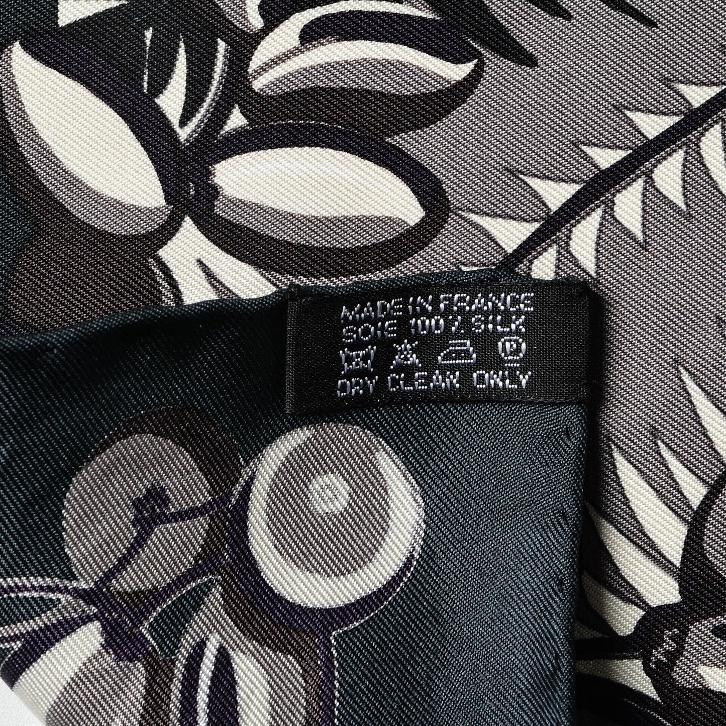 Silk Mythiques Phoenix Scarf 90 Vert Anthracite Vanille Auberg