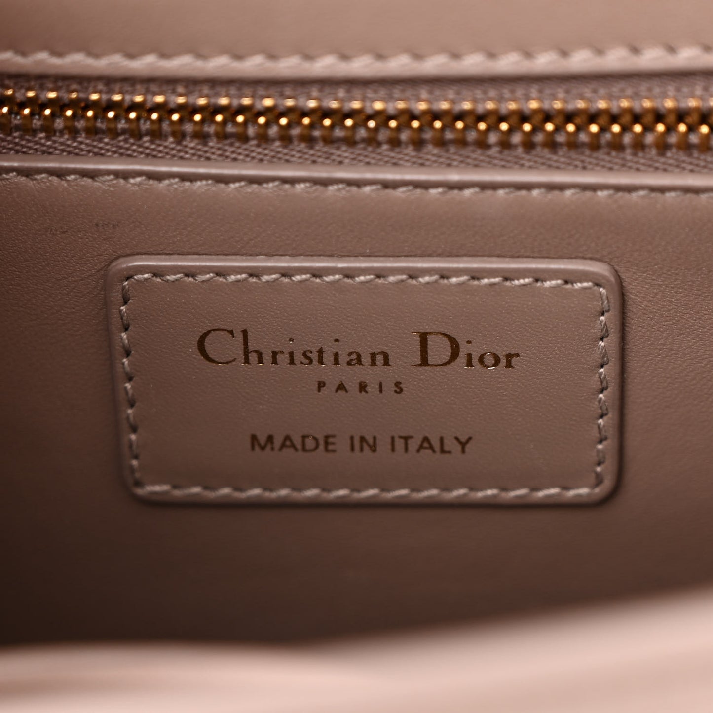 Box Calfskin 30 Montaigne Flap Bag Raw Beige