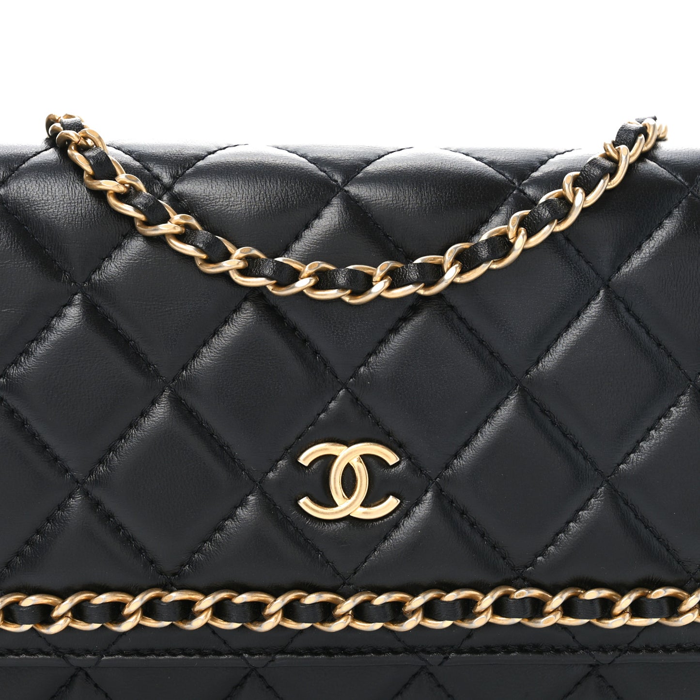 Lambskin Quilted Chain Around Wallet On Chain WOC Black
