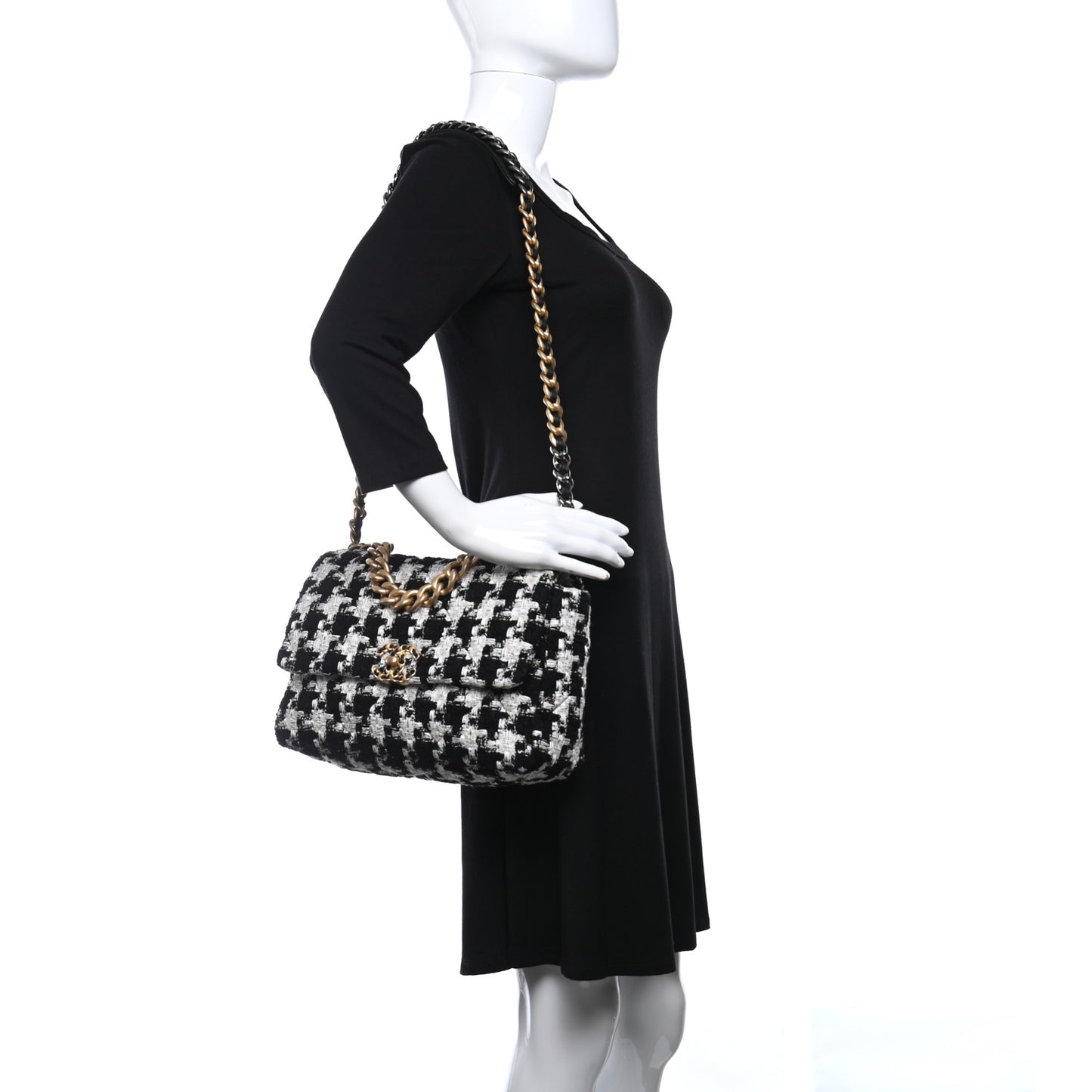 Tweed Quilted Maxi Chanel 19 Flap Black Ecru White