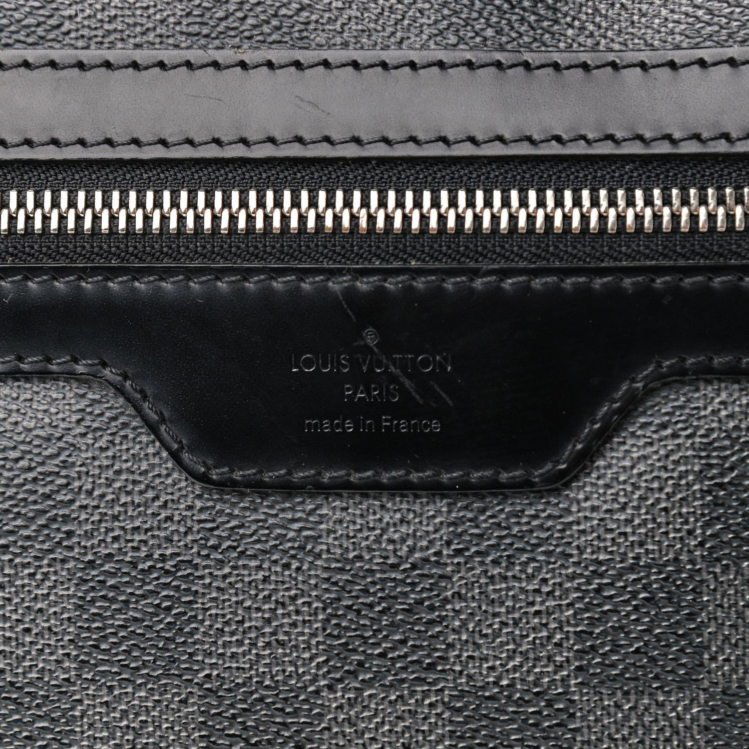 Louis Vuitton Damier Graphite Mick GM 6 of 12
