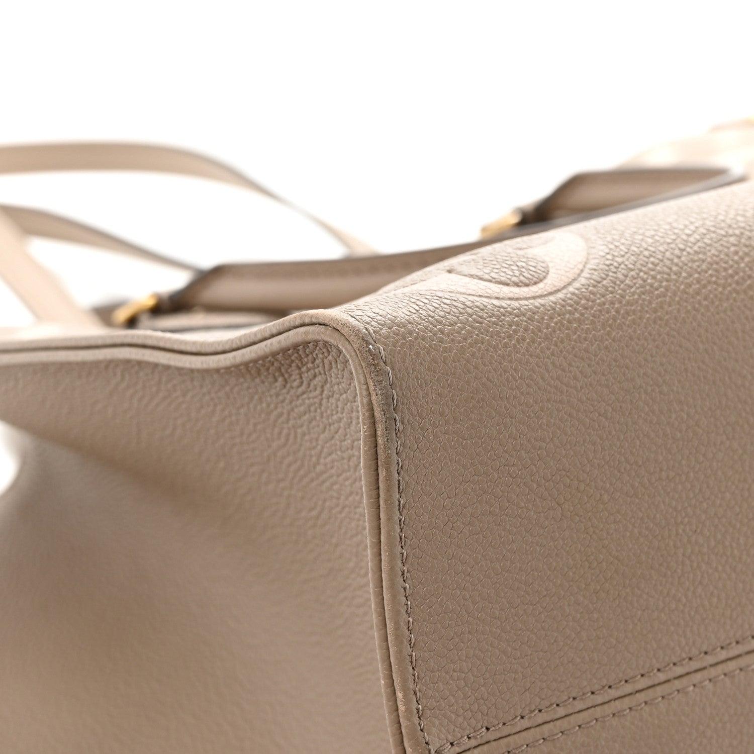 Louis Vuitton Empreinte Monogram Giant Onthego MM Tourterelle Creme 12 of 18