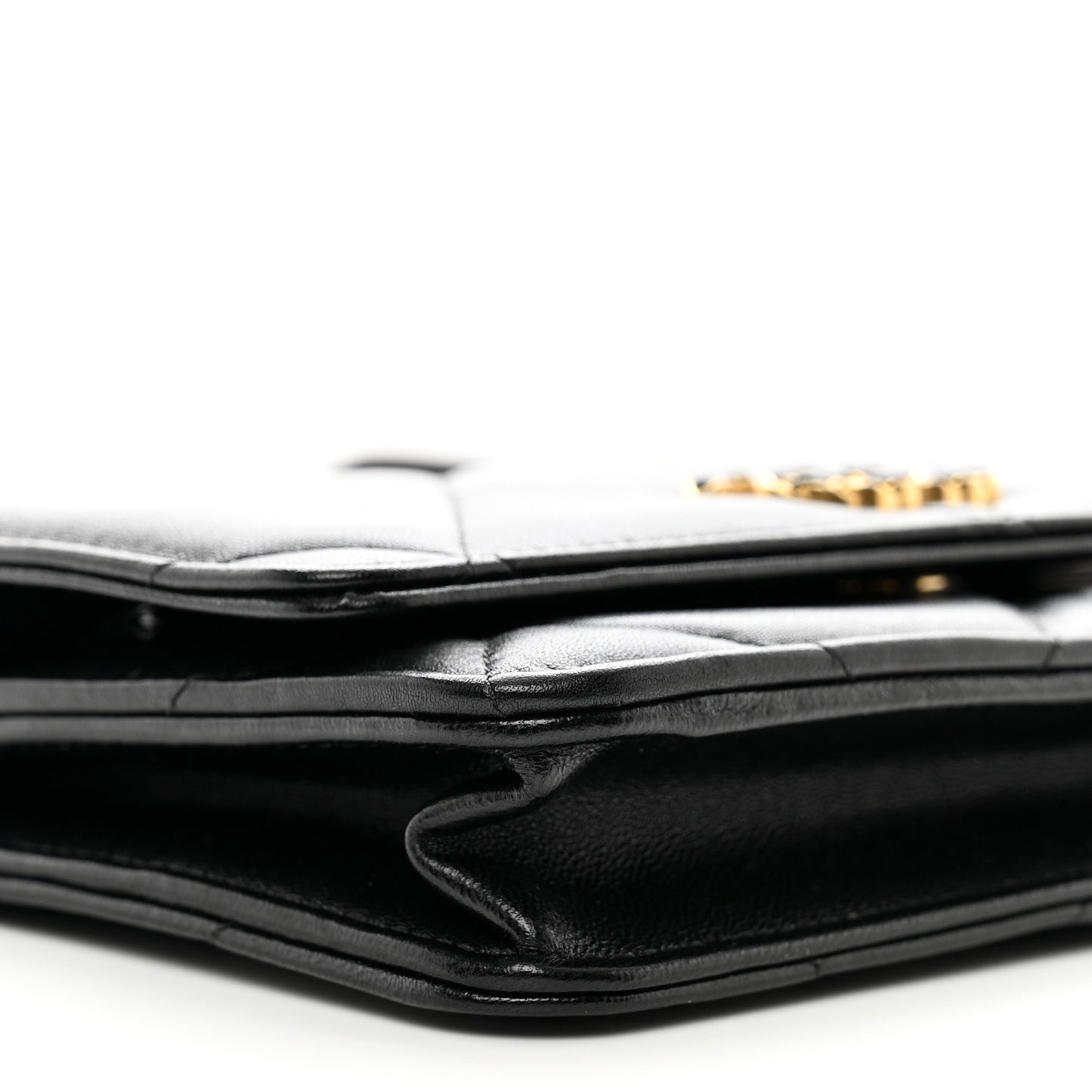 Lambskin Quilted Chanel 19 Wallet On Chain WOC Black