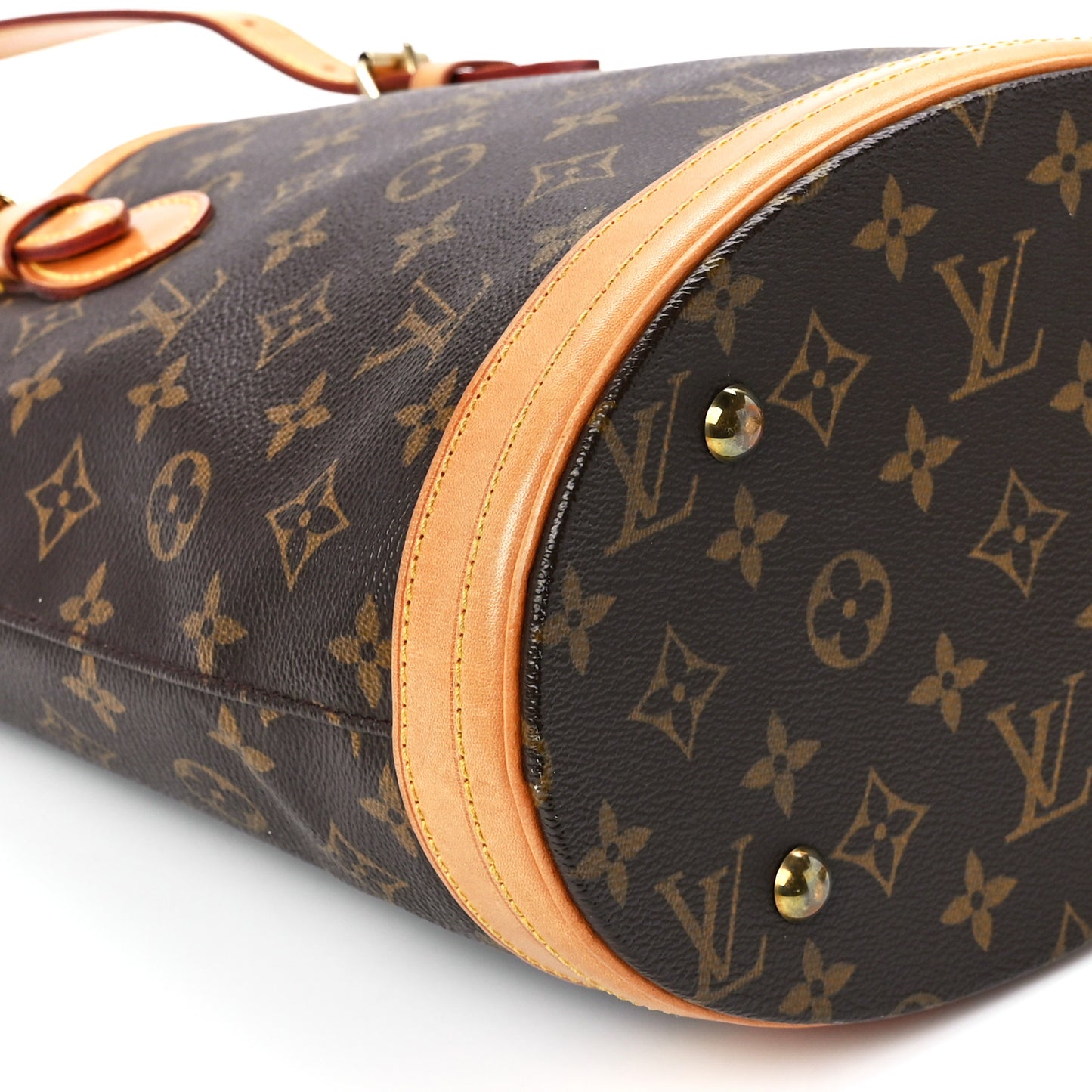 Monogram Petit Bucket 23