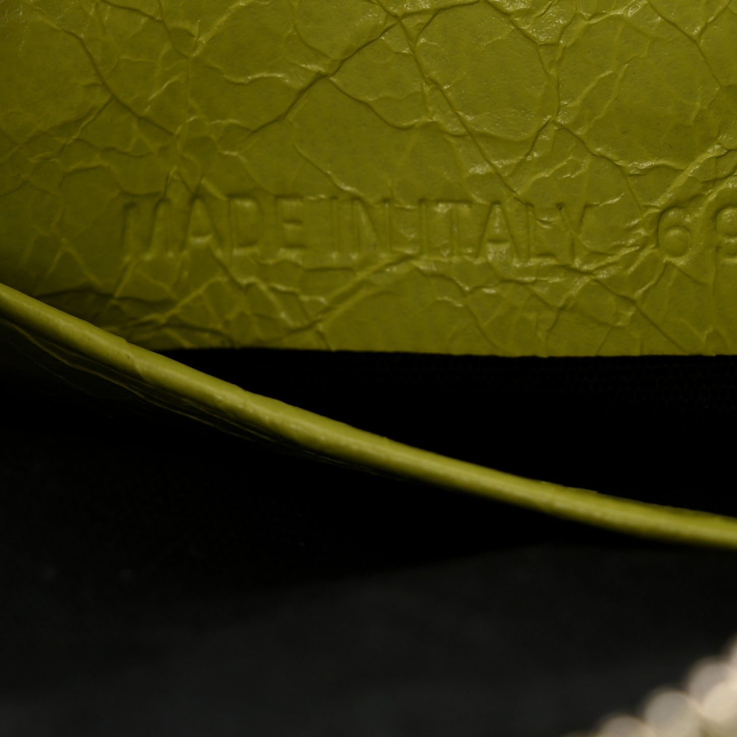Agneau Arena Le Cagole Mini Purse With Chain Lime