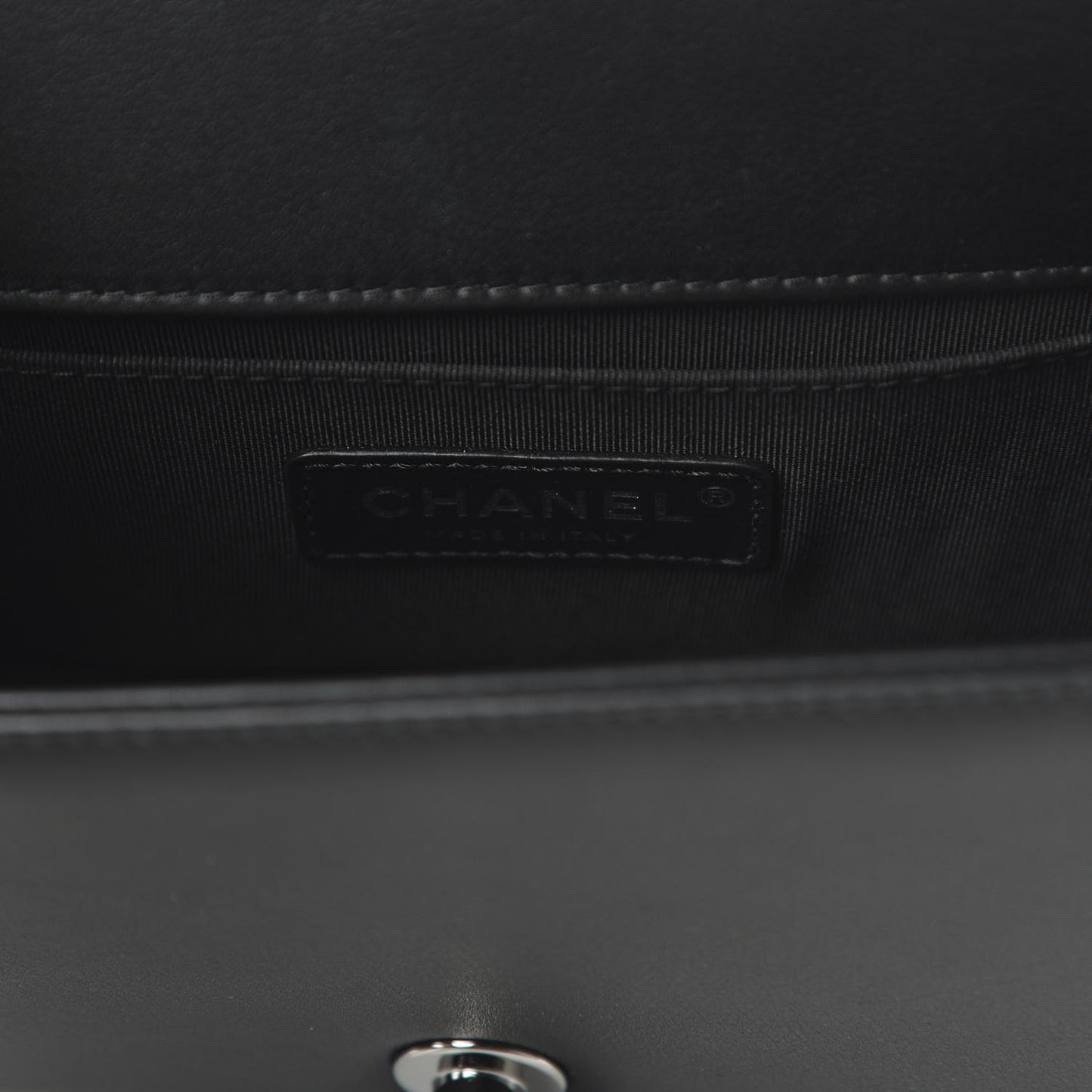 Calfskin Pearl Tweed Small Boy Flap Black