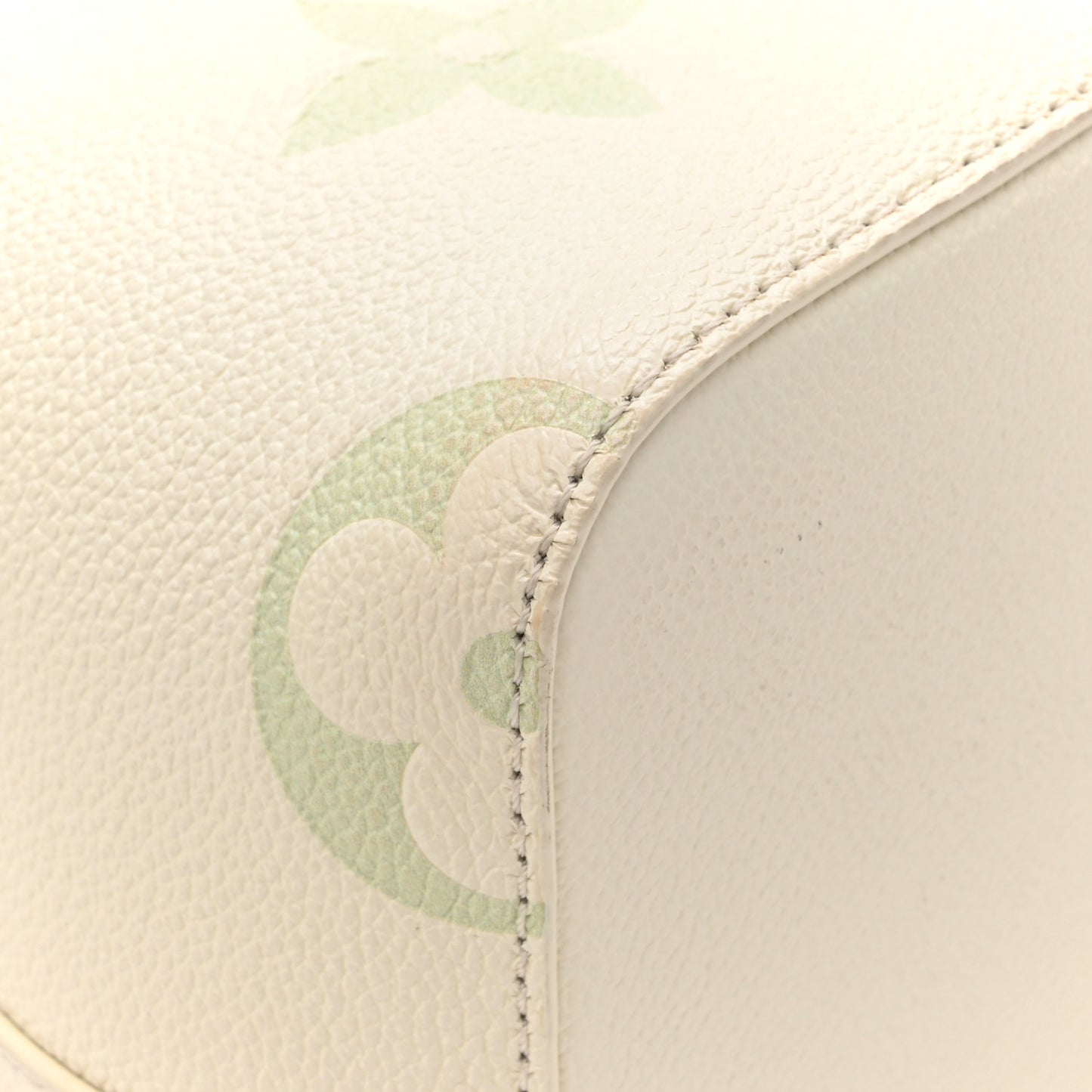 Empreinte Monogram Giant Neonoe BB Latte Matcha